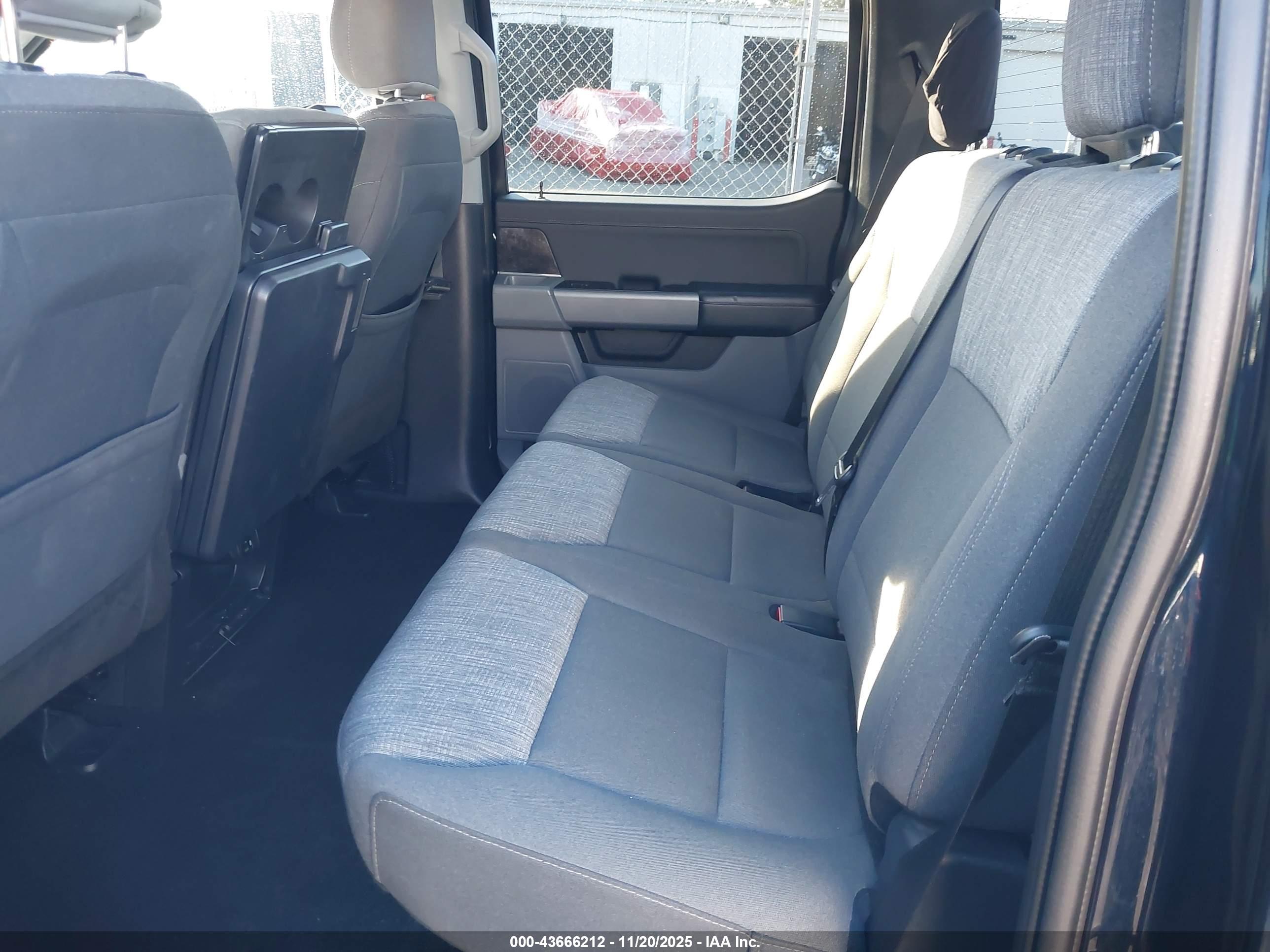 FORD F-150 image 8