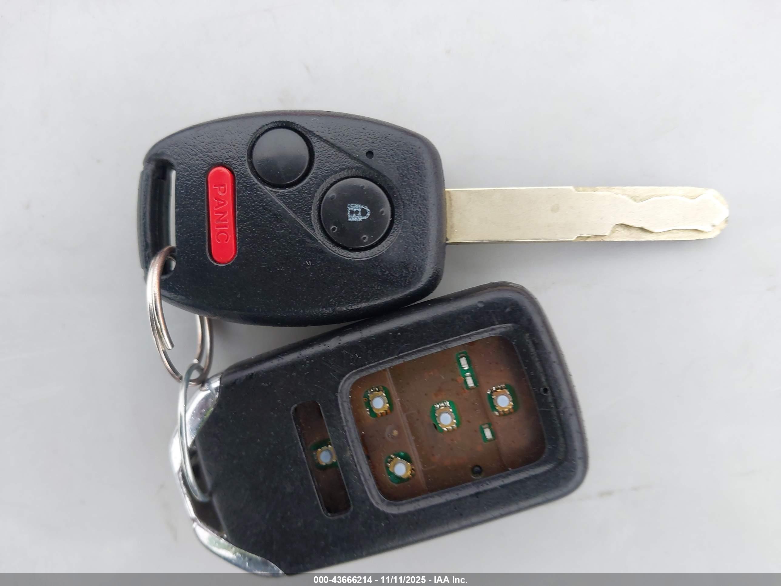 HONDA CR-V image 11