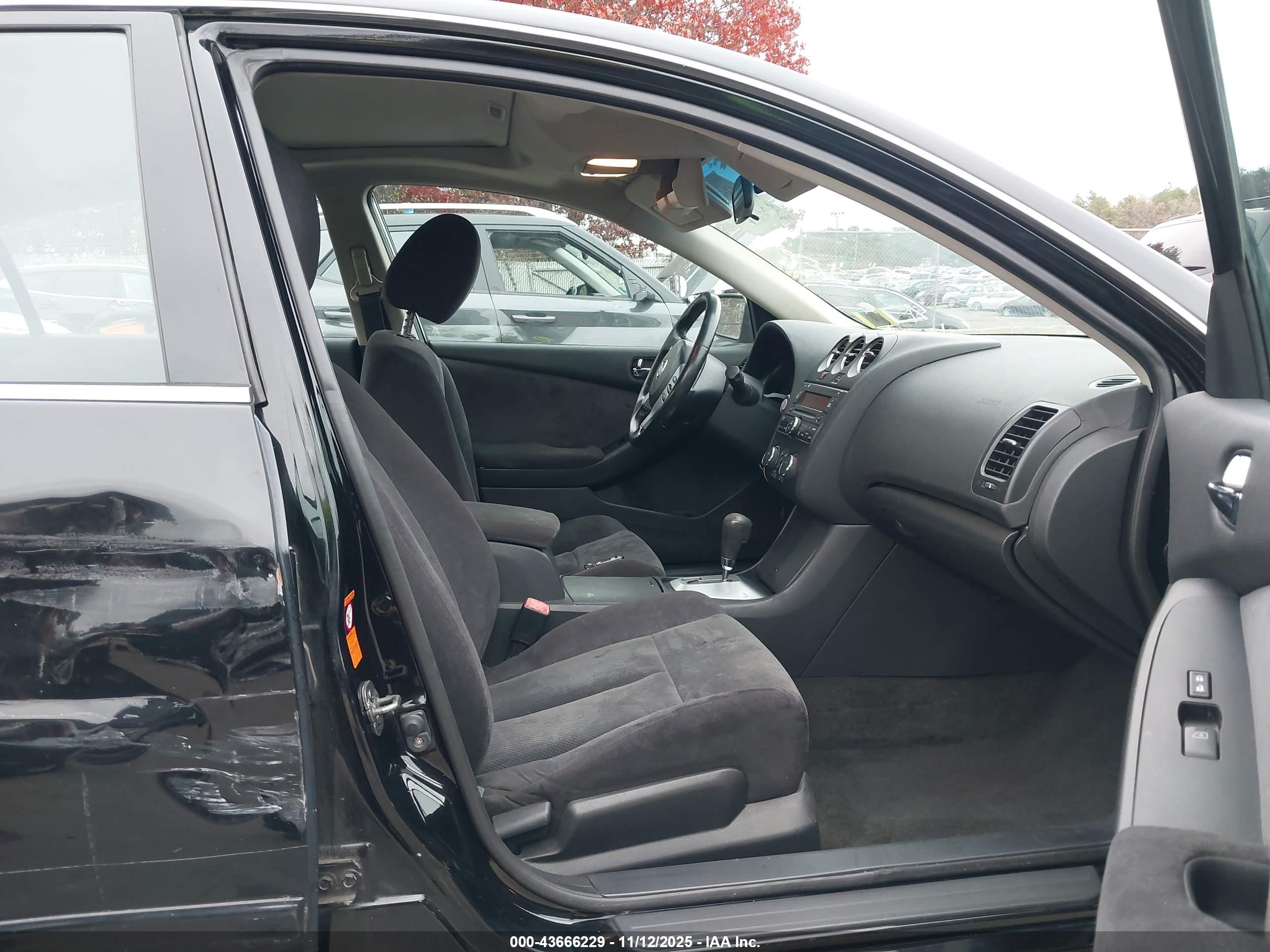 NISSAN ALTIMA image 5