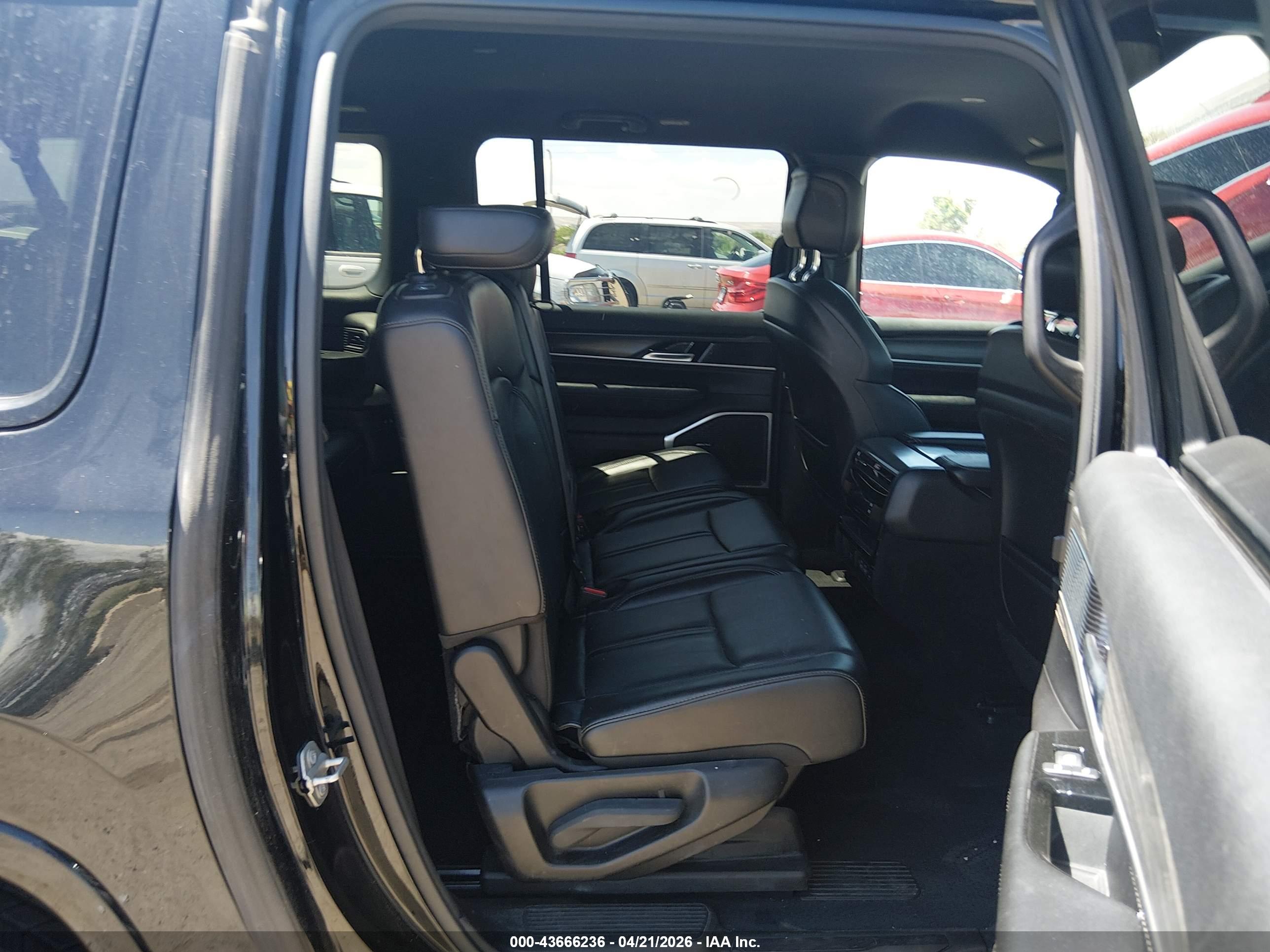 JEEP WAGONEER image 8