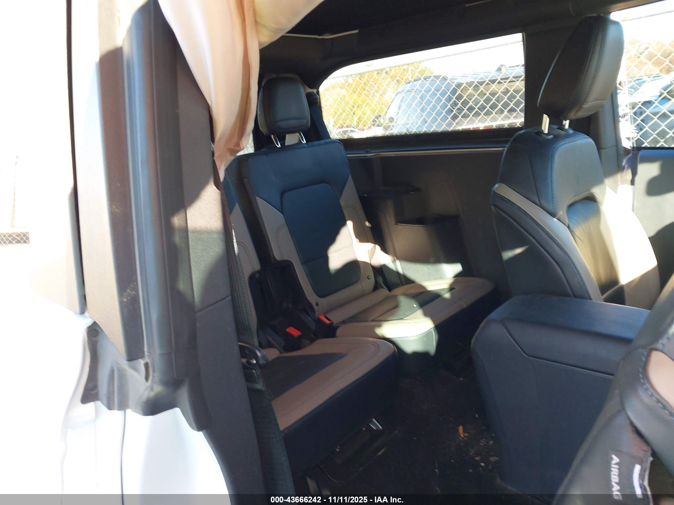 FORD BRONCO image 8