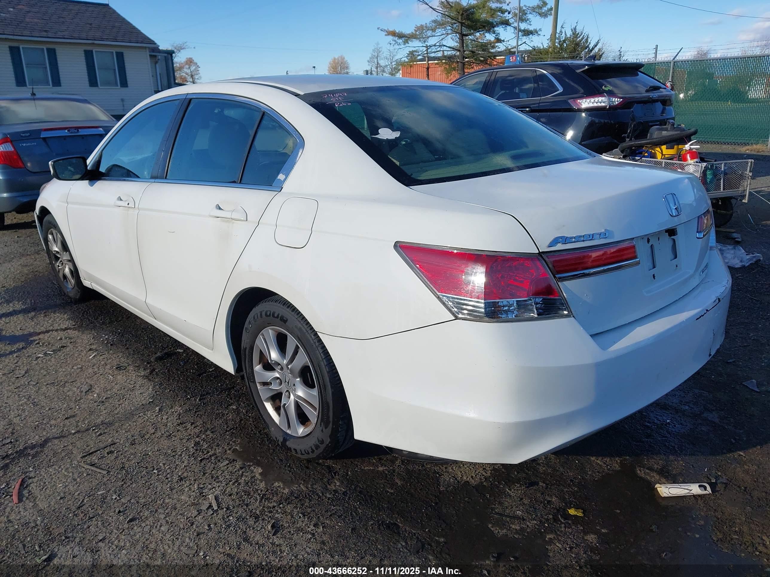 HONDA ACCORD image 3