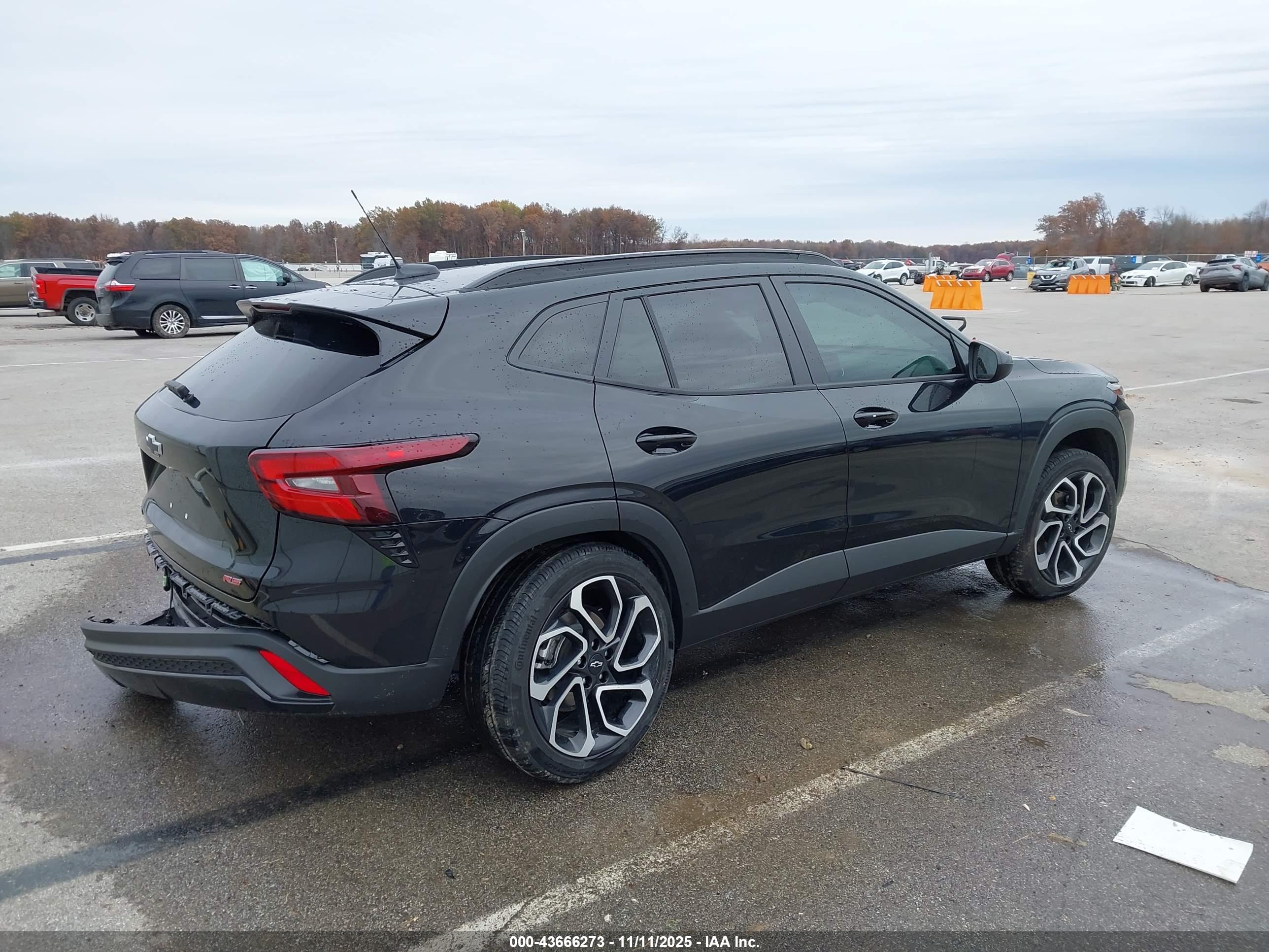 CHEVROLET TRAX image 4