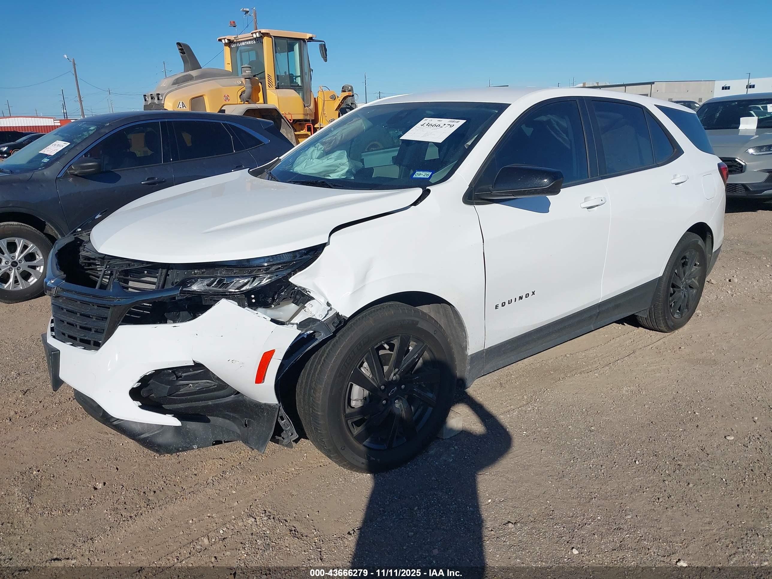 CHEVROLET EQUINOX image 2