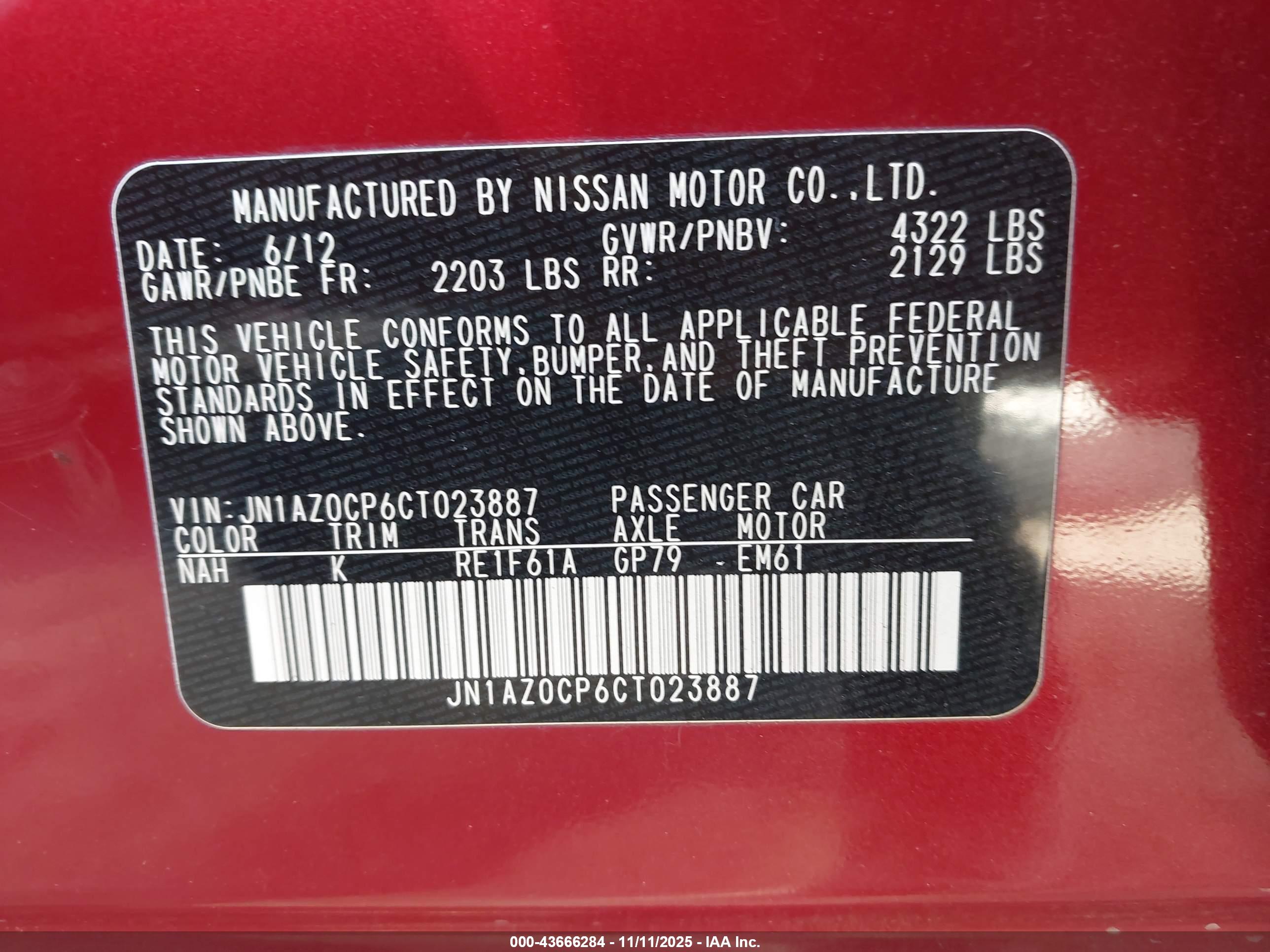 NISSAN LEAF image 9