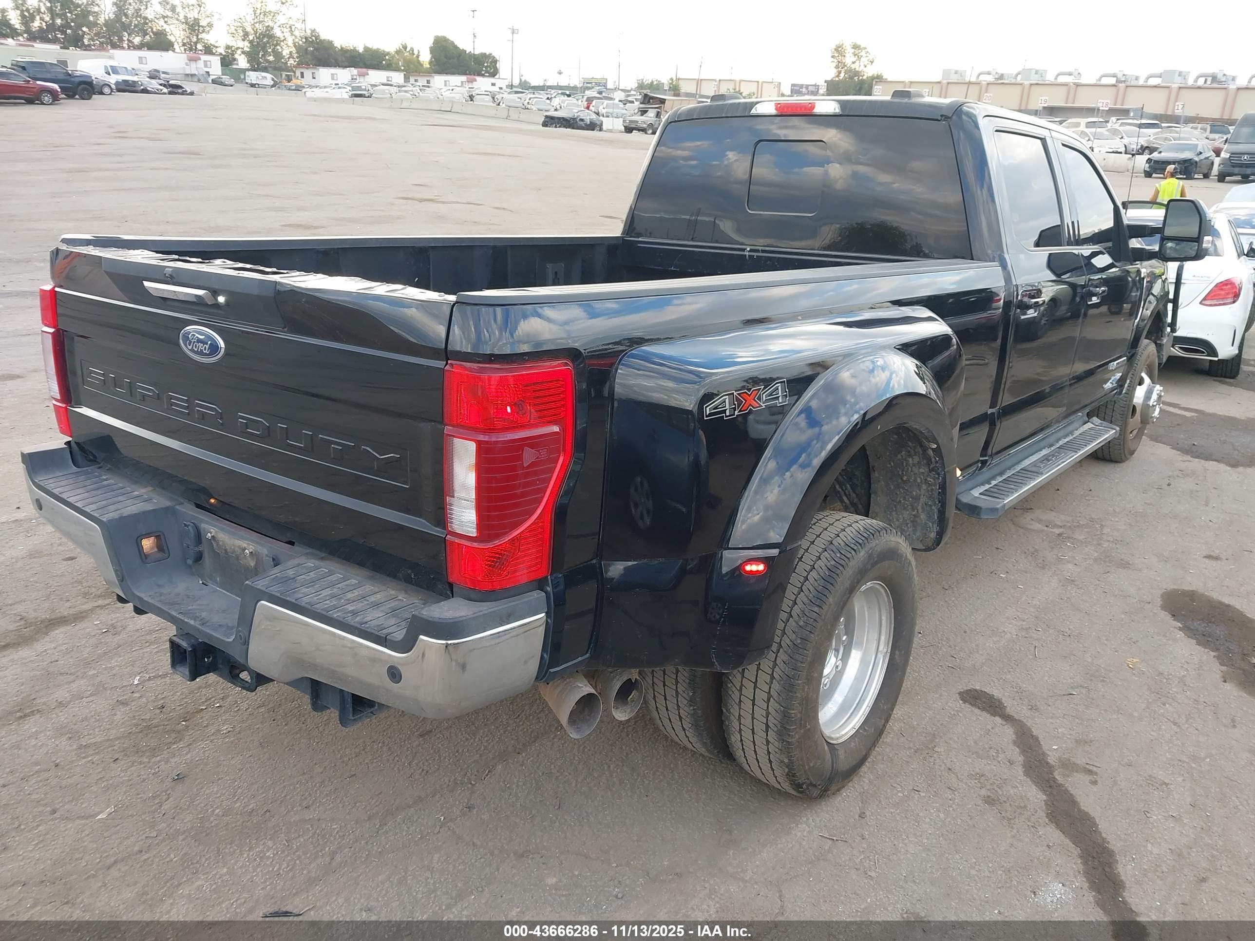 FORD F-350 image 4
