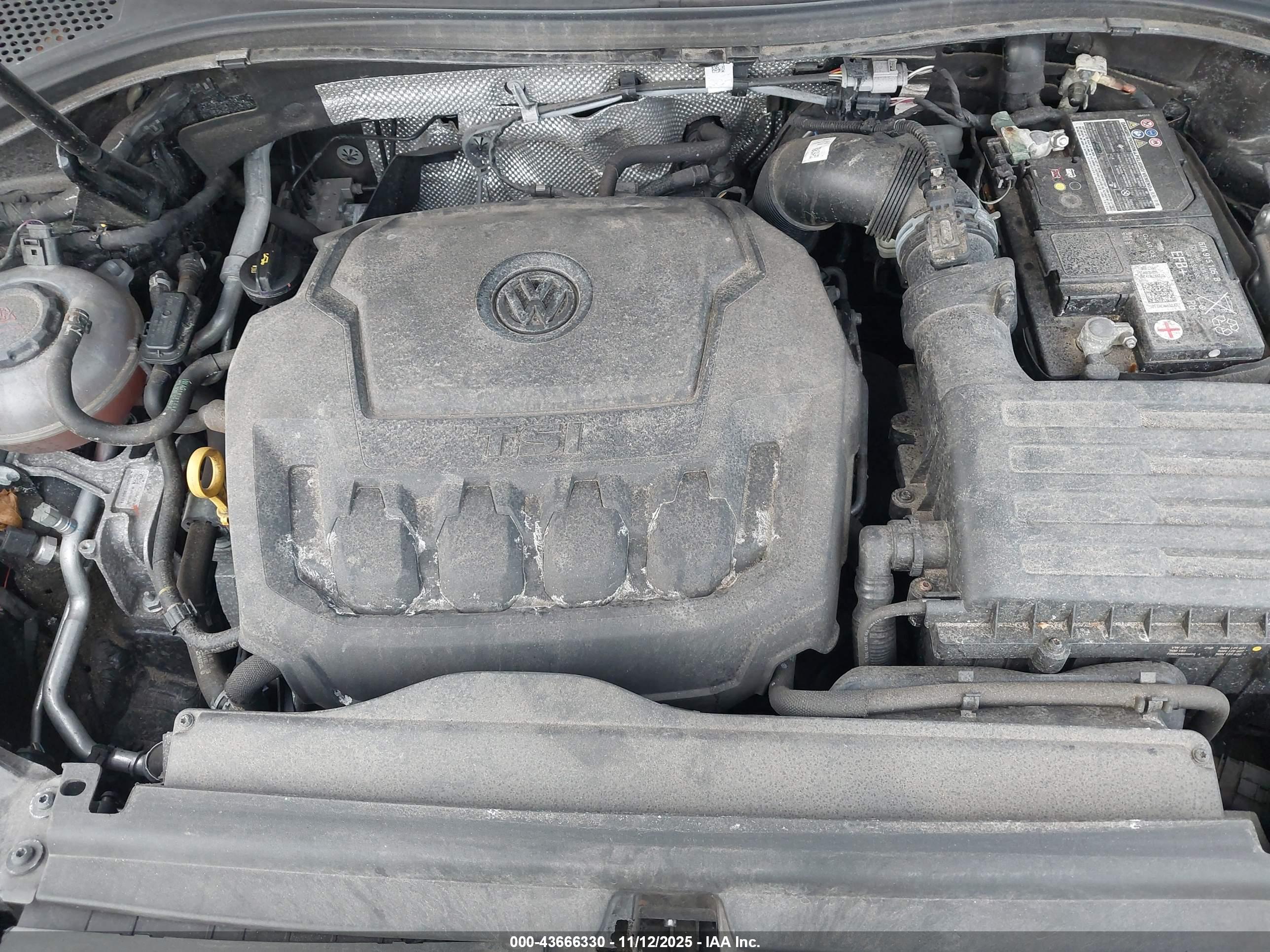 VOLKSWAGEN TIGUAN image 10