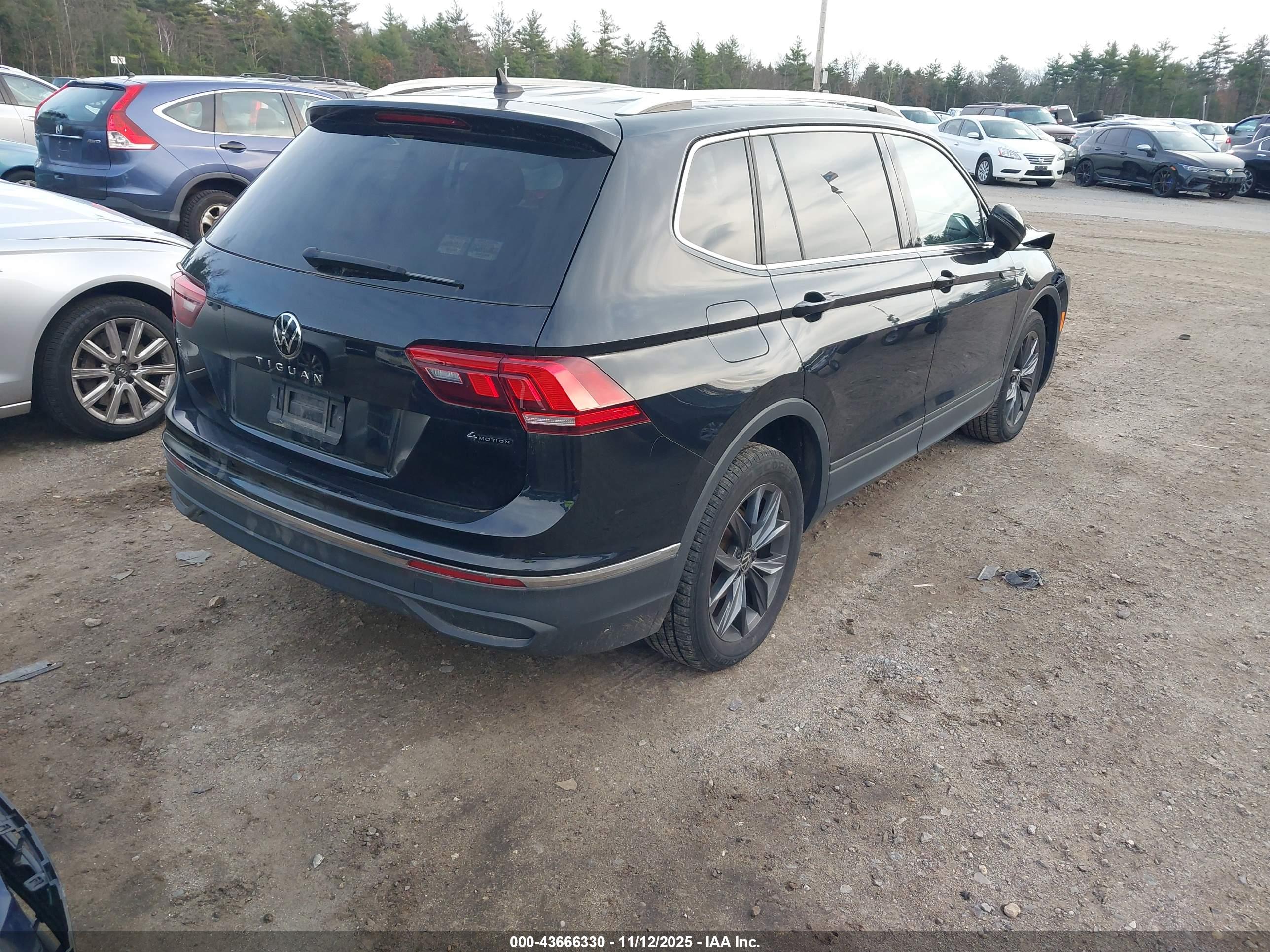 VOLKSWAGEN TIGUAN image 4