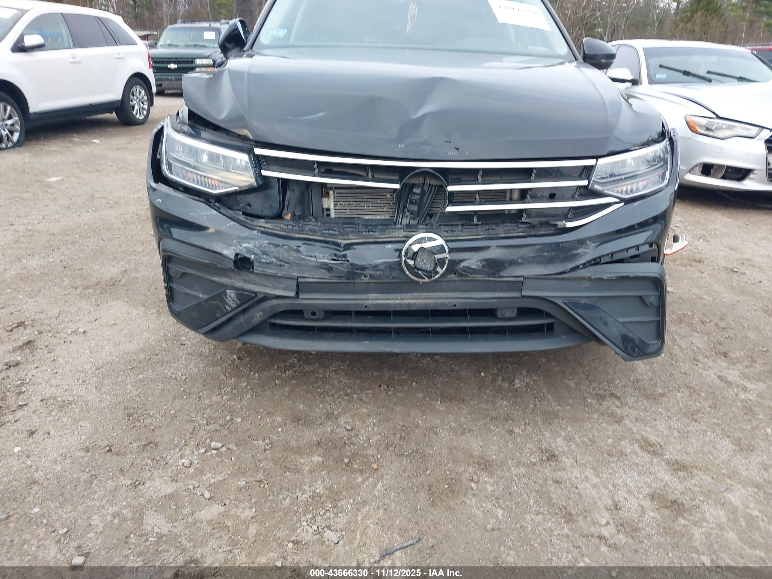 VOLKSWAGEN TIGUAN image 6