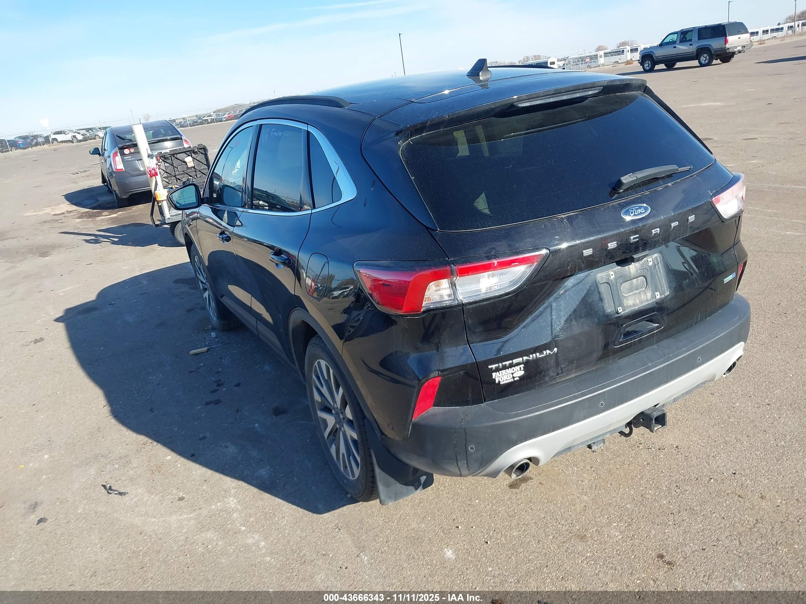 FORD ESCAPE image 3
