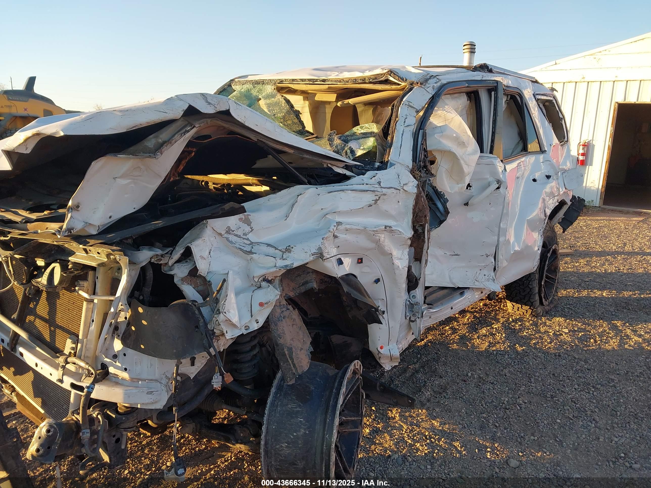 TOYOTA 4RUNNER image 6