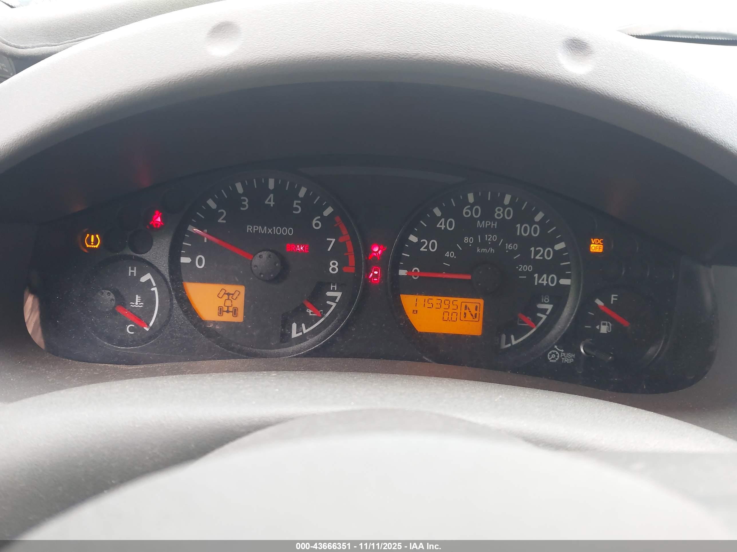 NISSAN FRONTIER image 7