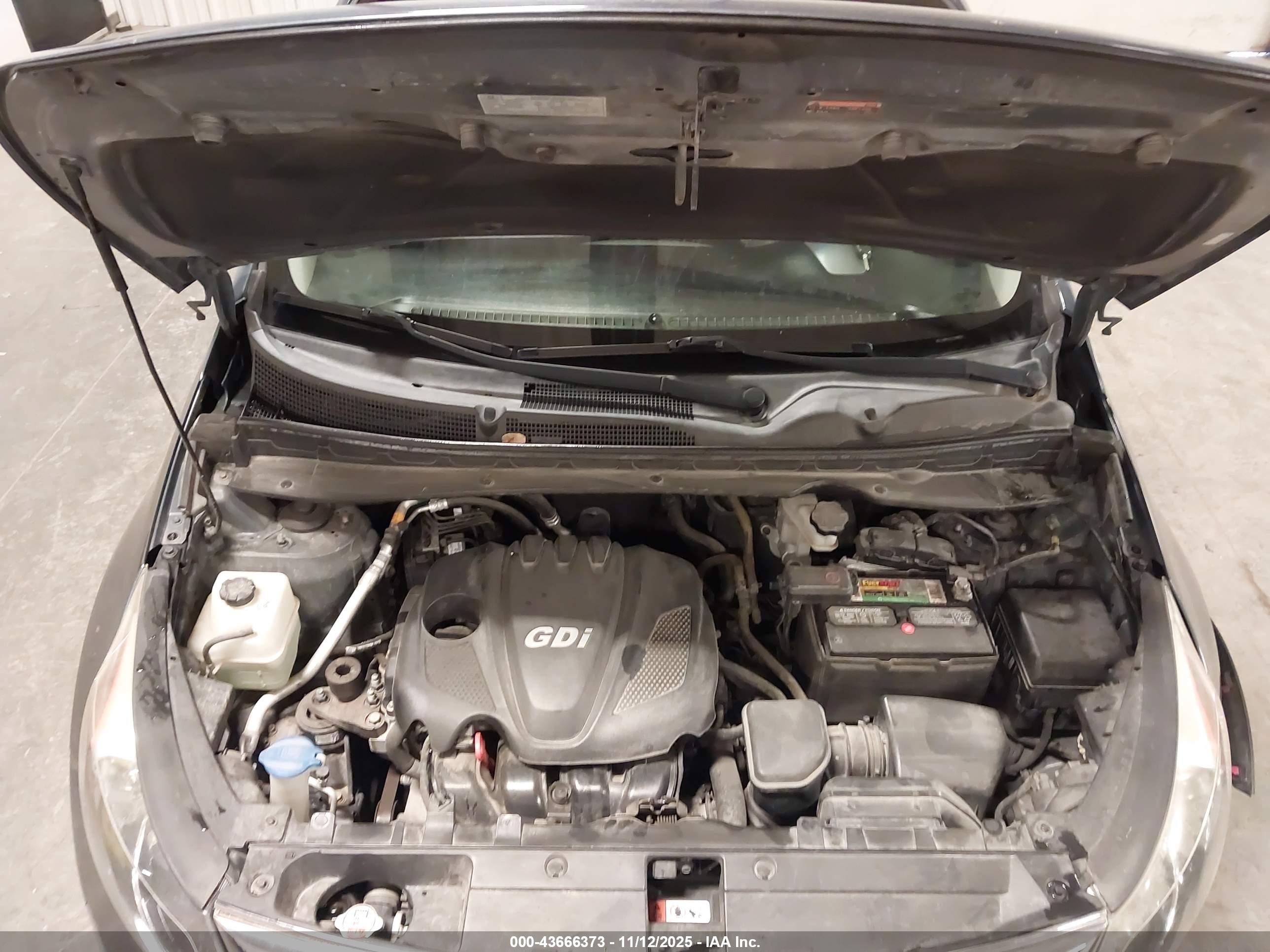 KIA SPORTAGE image 10