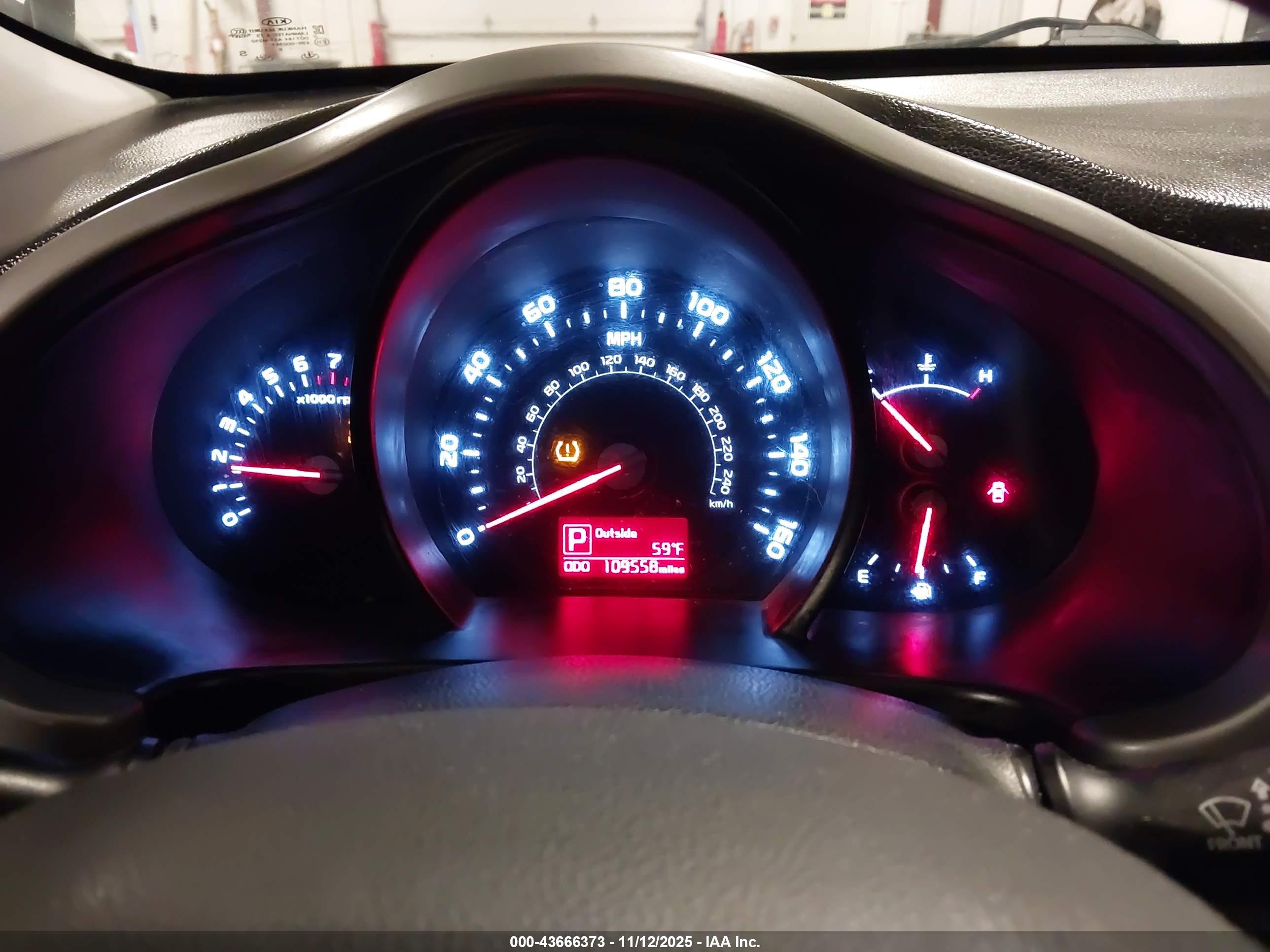 KIA SPORTAGE image 7