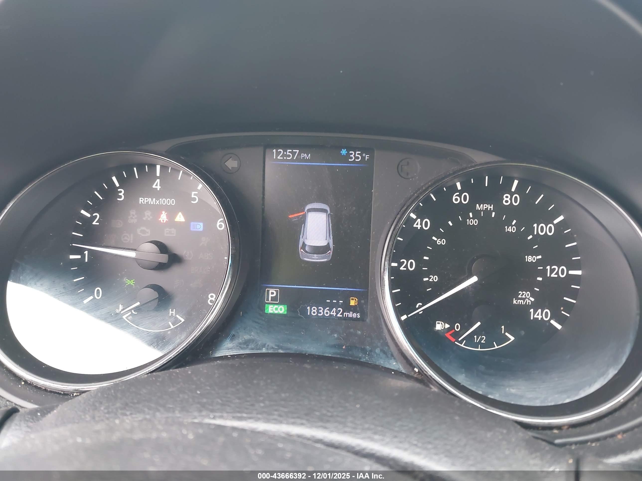 NISSAN ROGUE image 7