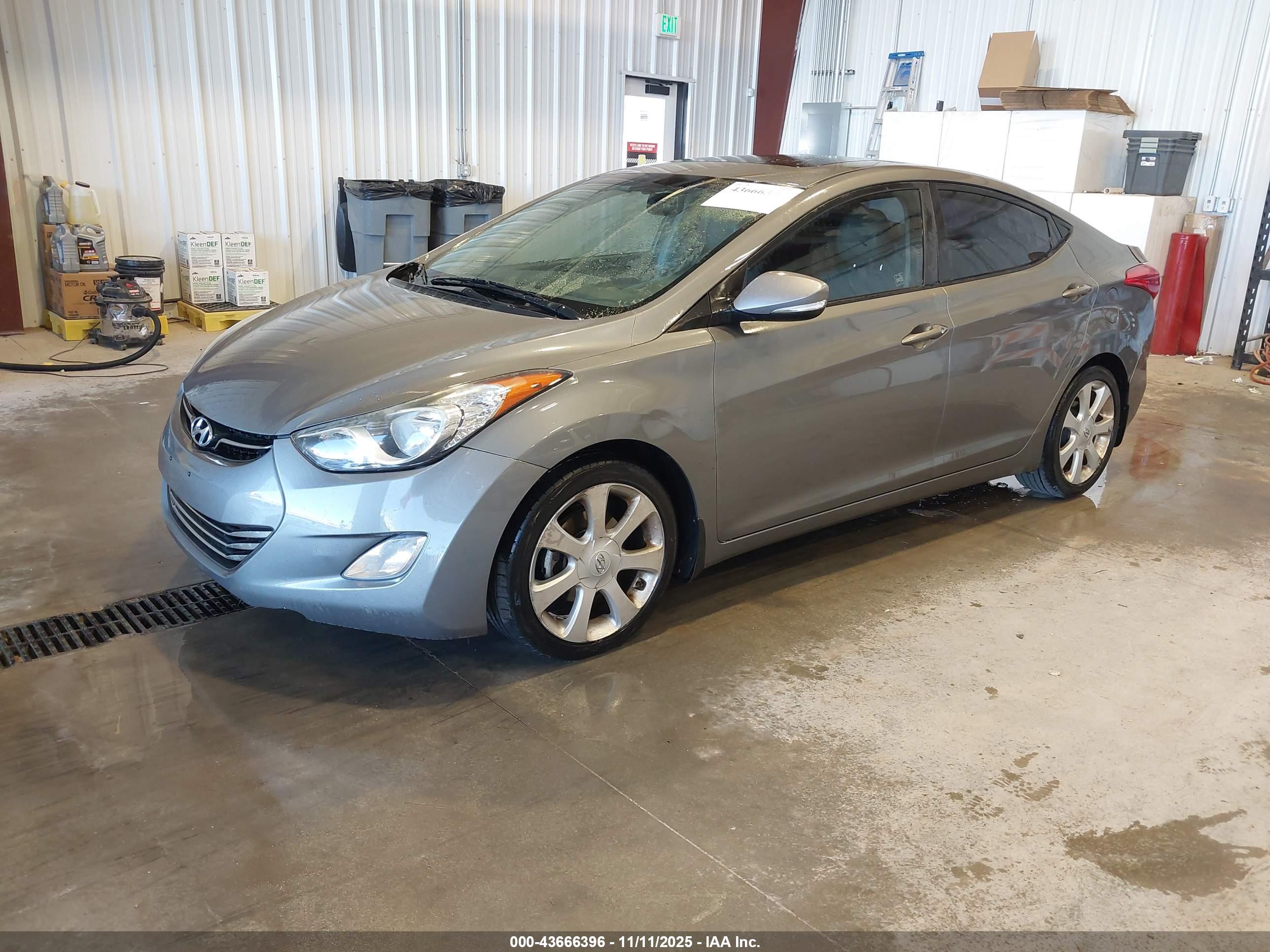 HYUNDAI ELANTRA image 2
