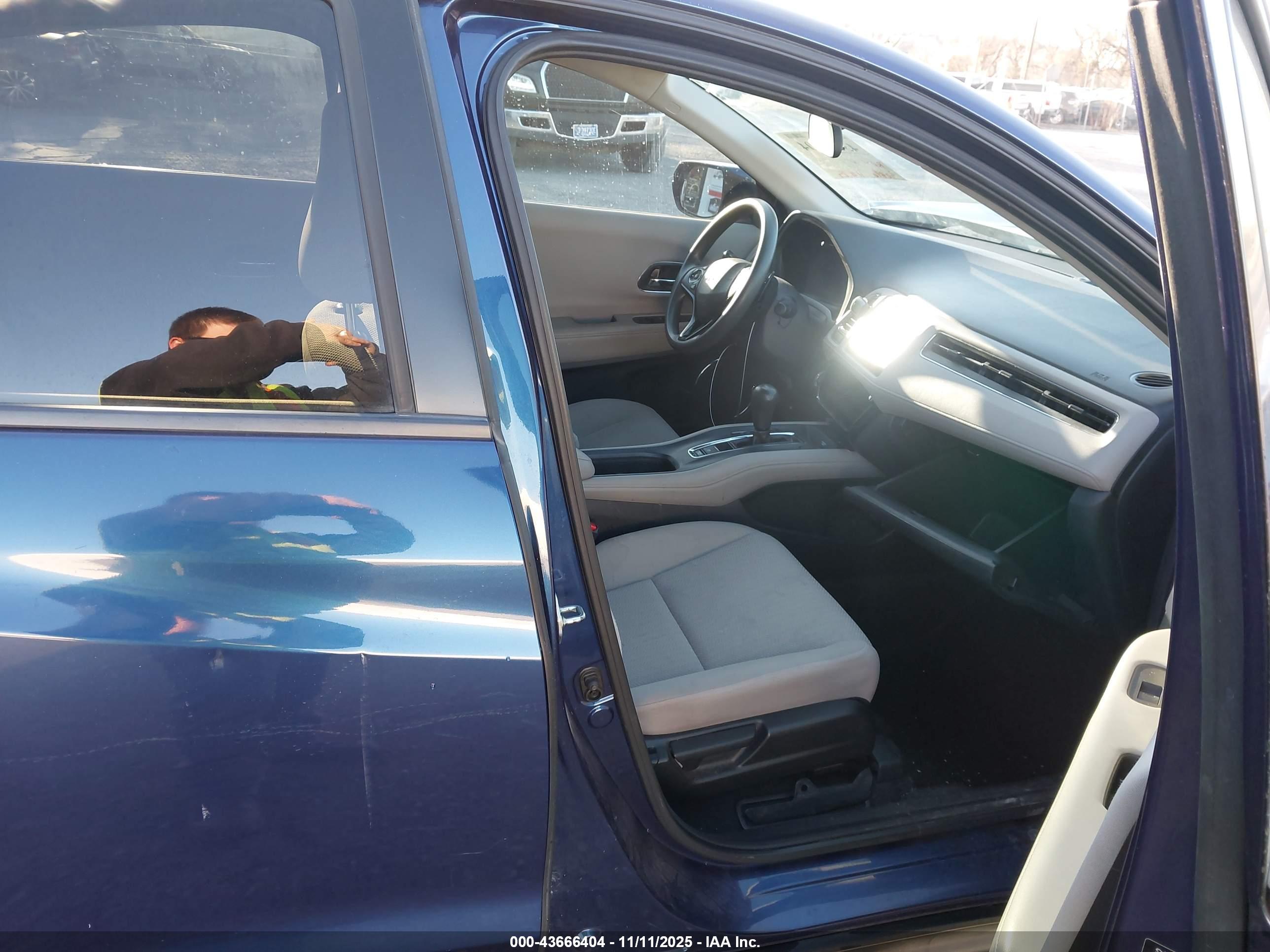 HONDA HR-V image 5