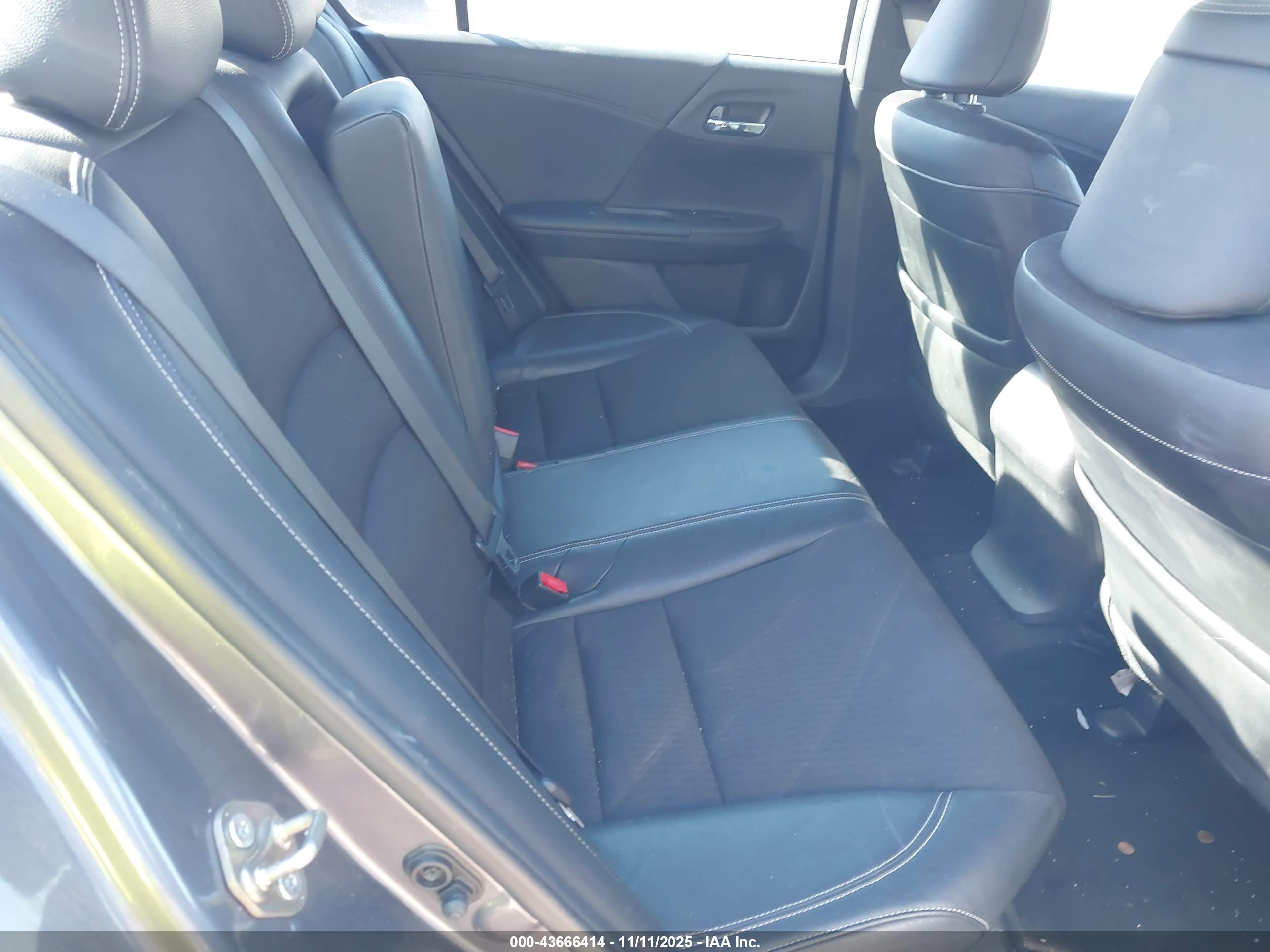 HONDA ACCORD image 8