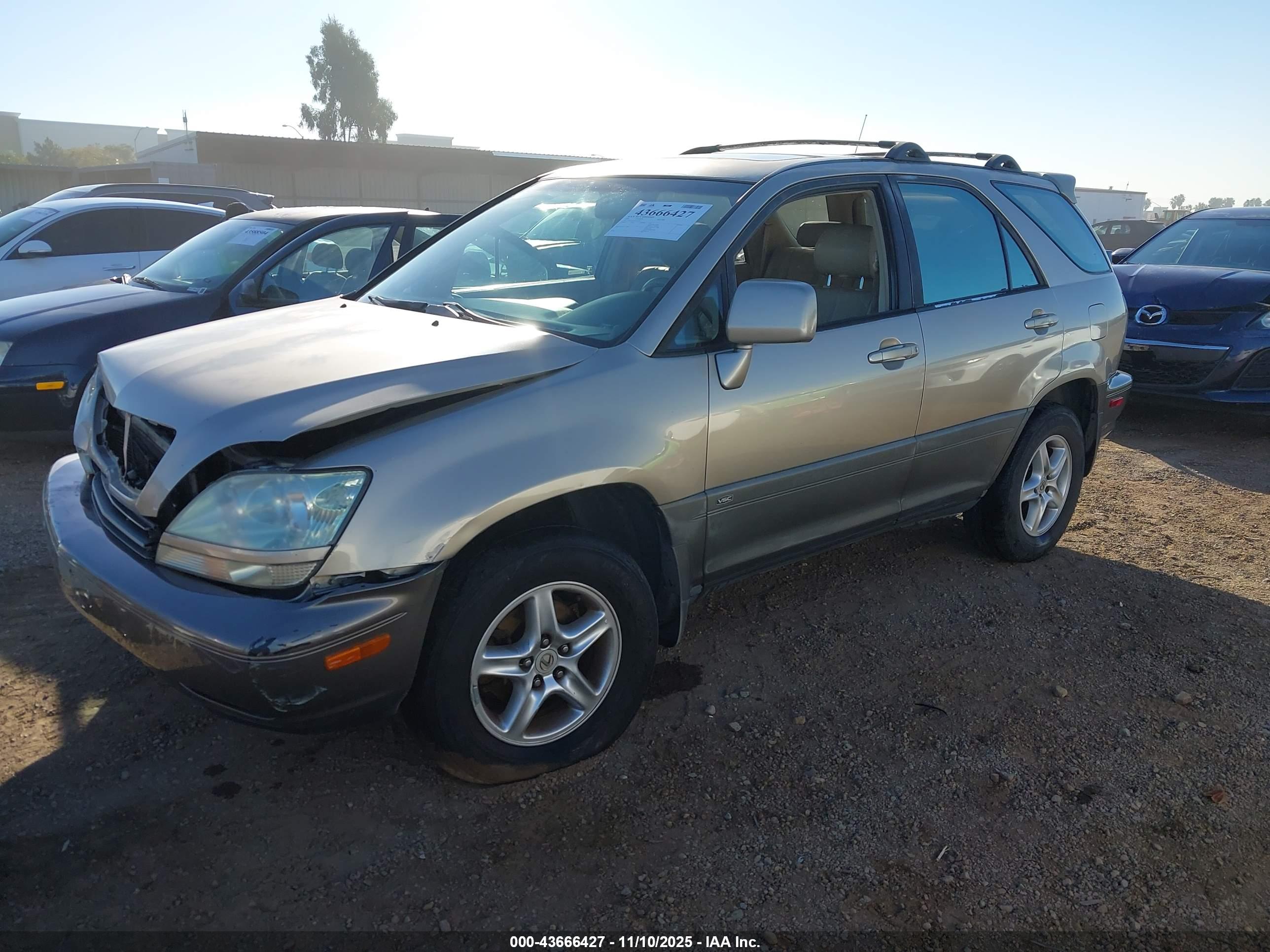 LEXUS RX image 2