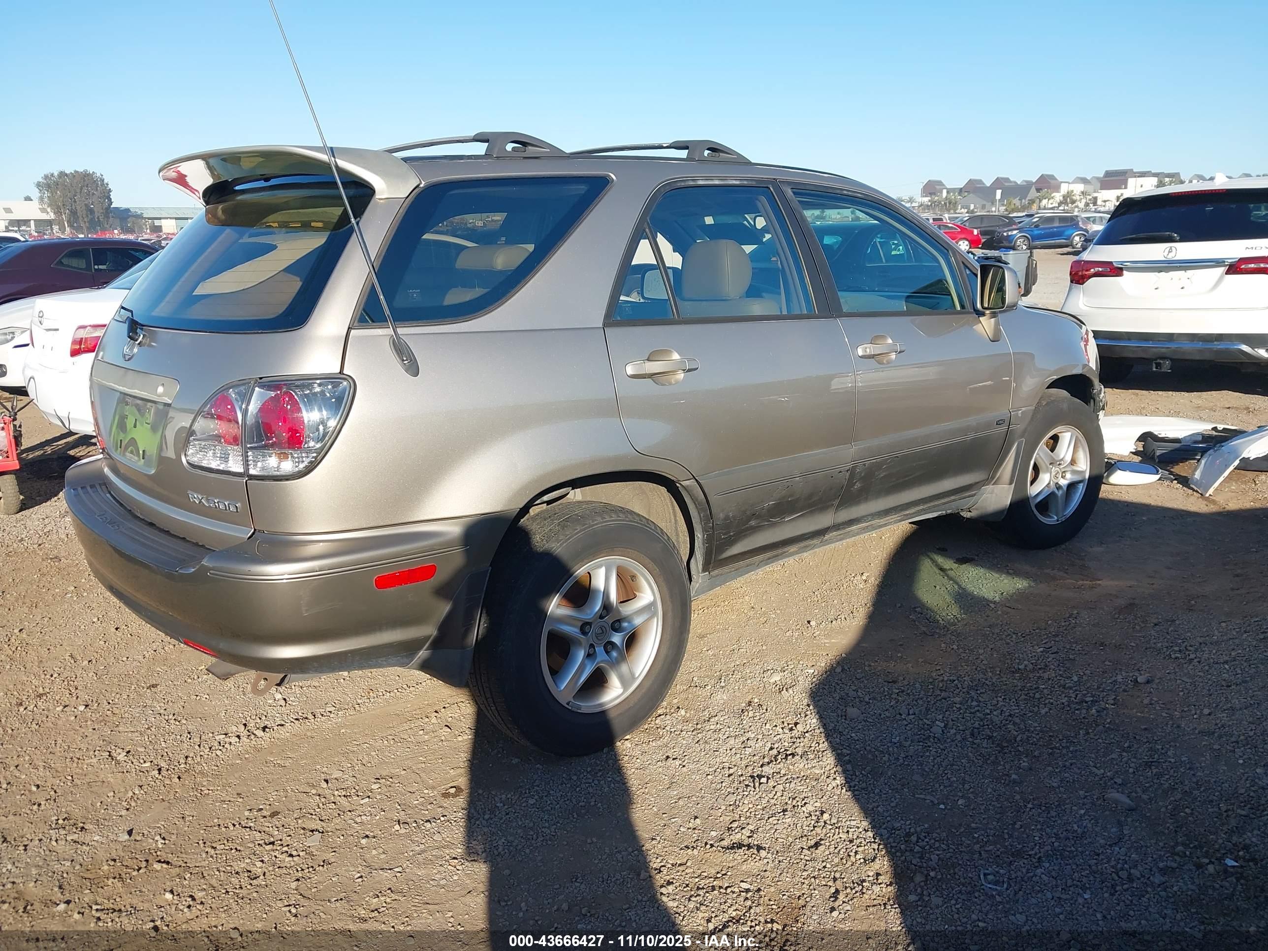 LEXUS RX image 4