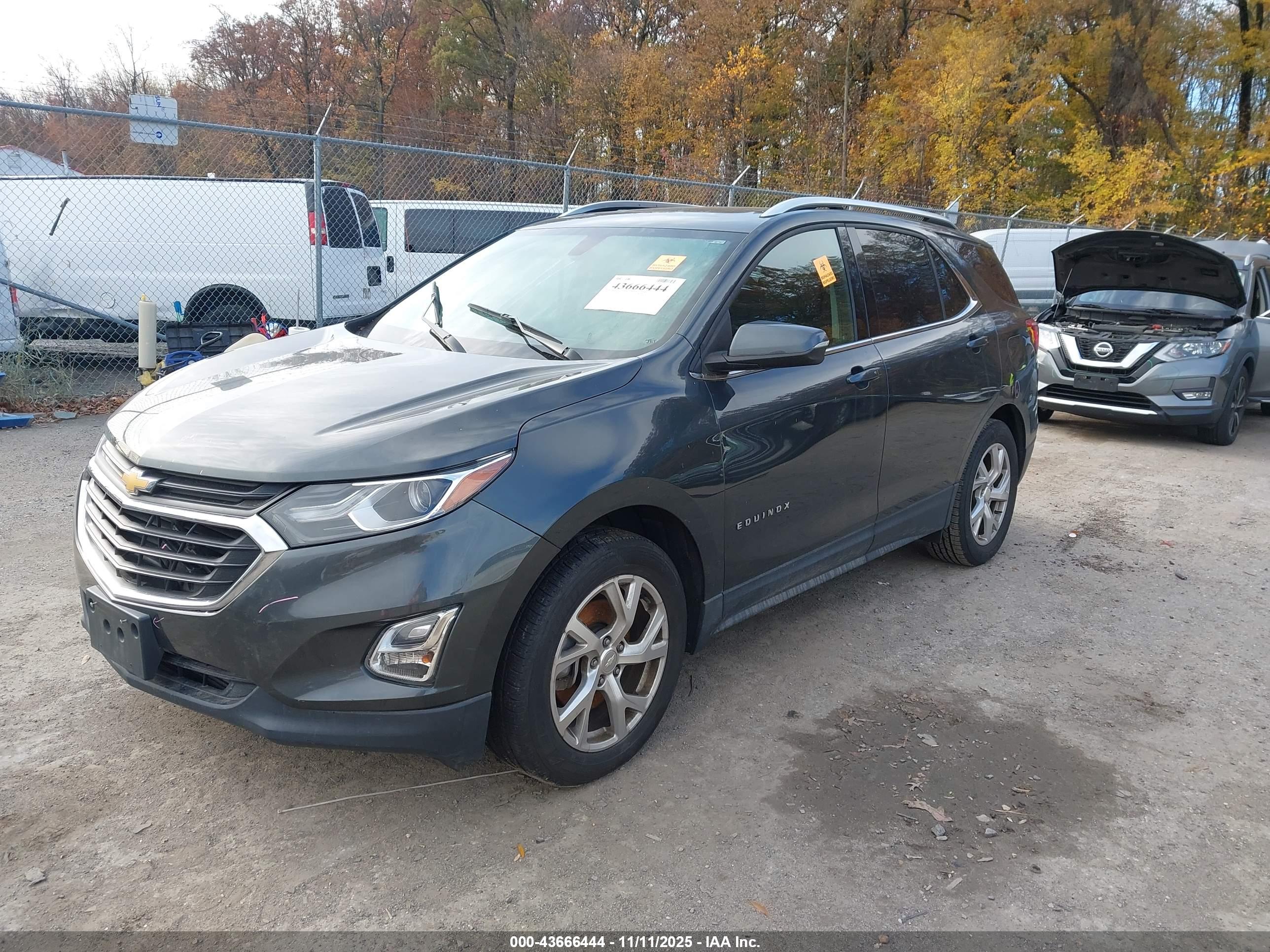 CHEVROLET EQUINOX image 2