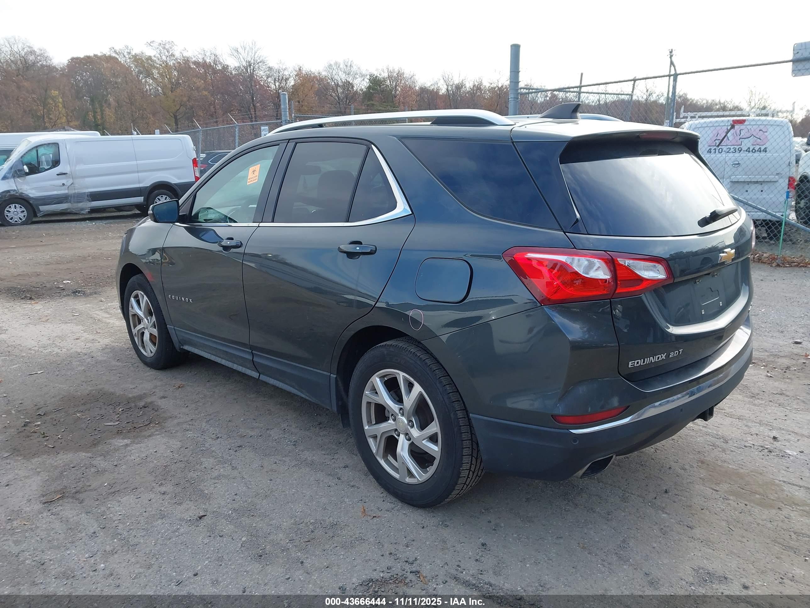 CHEVROLET EQUINOX image 3
