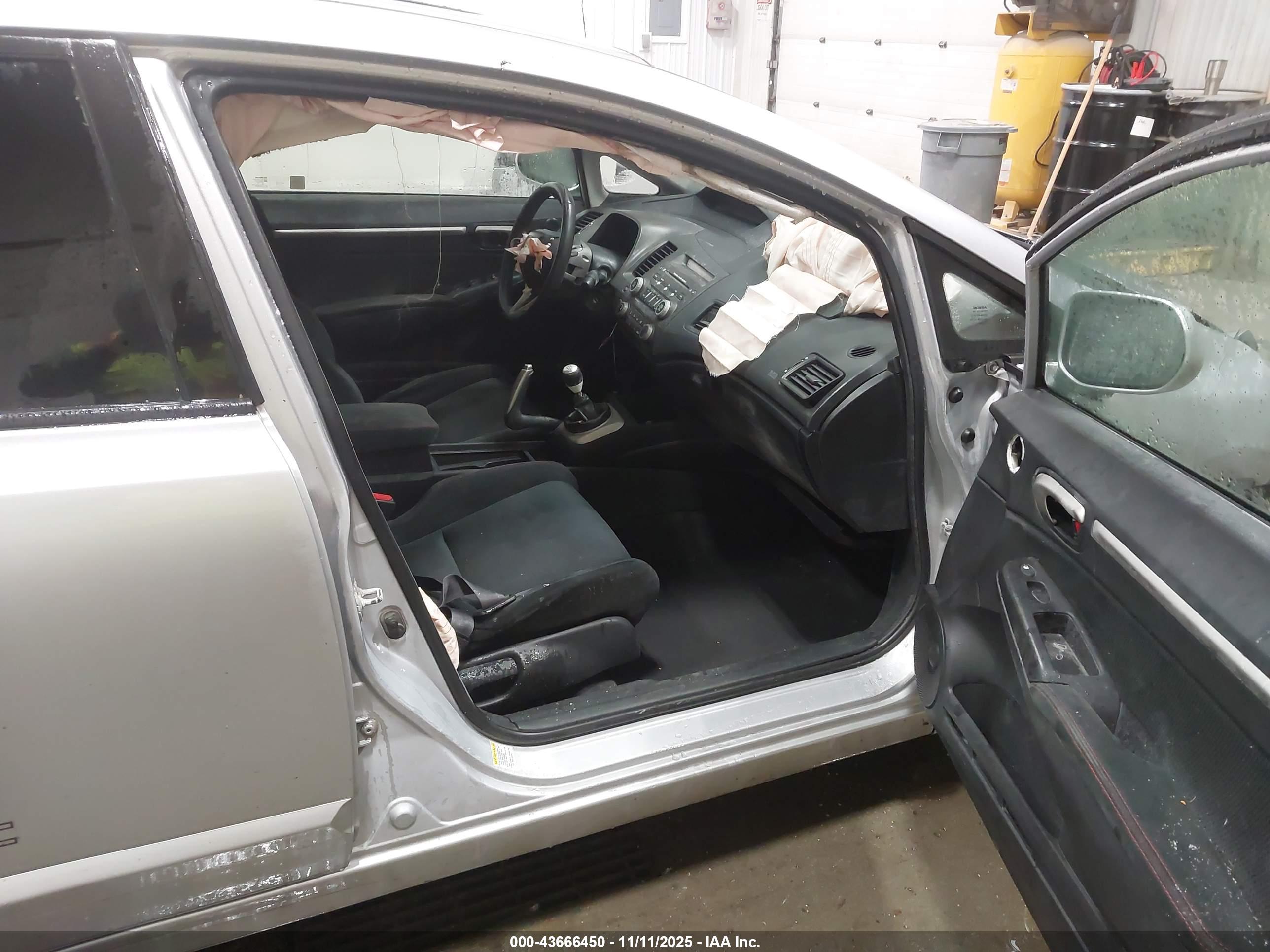HONDA CIVIC image 5