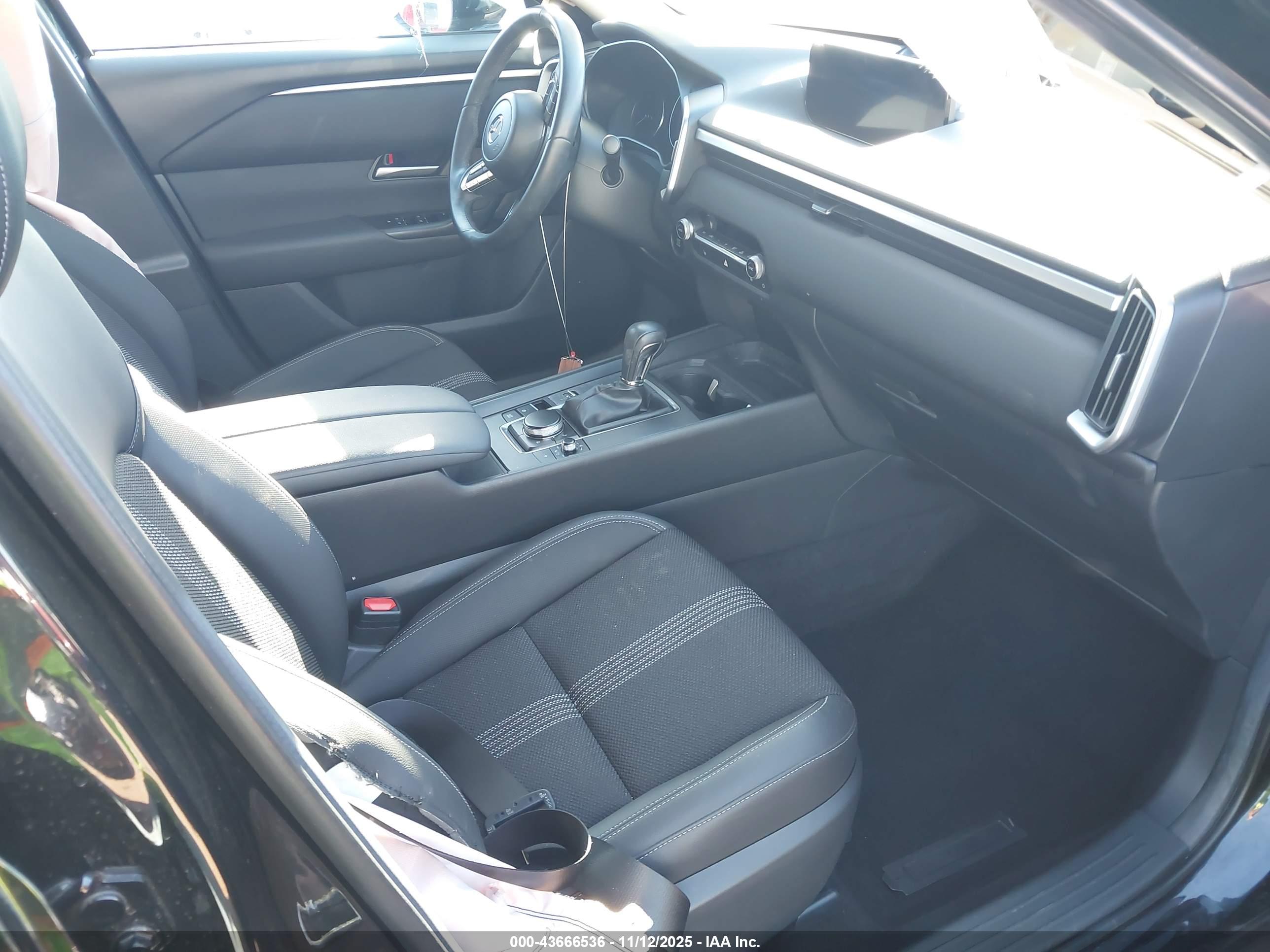 MAZDA CX-50 image 5