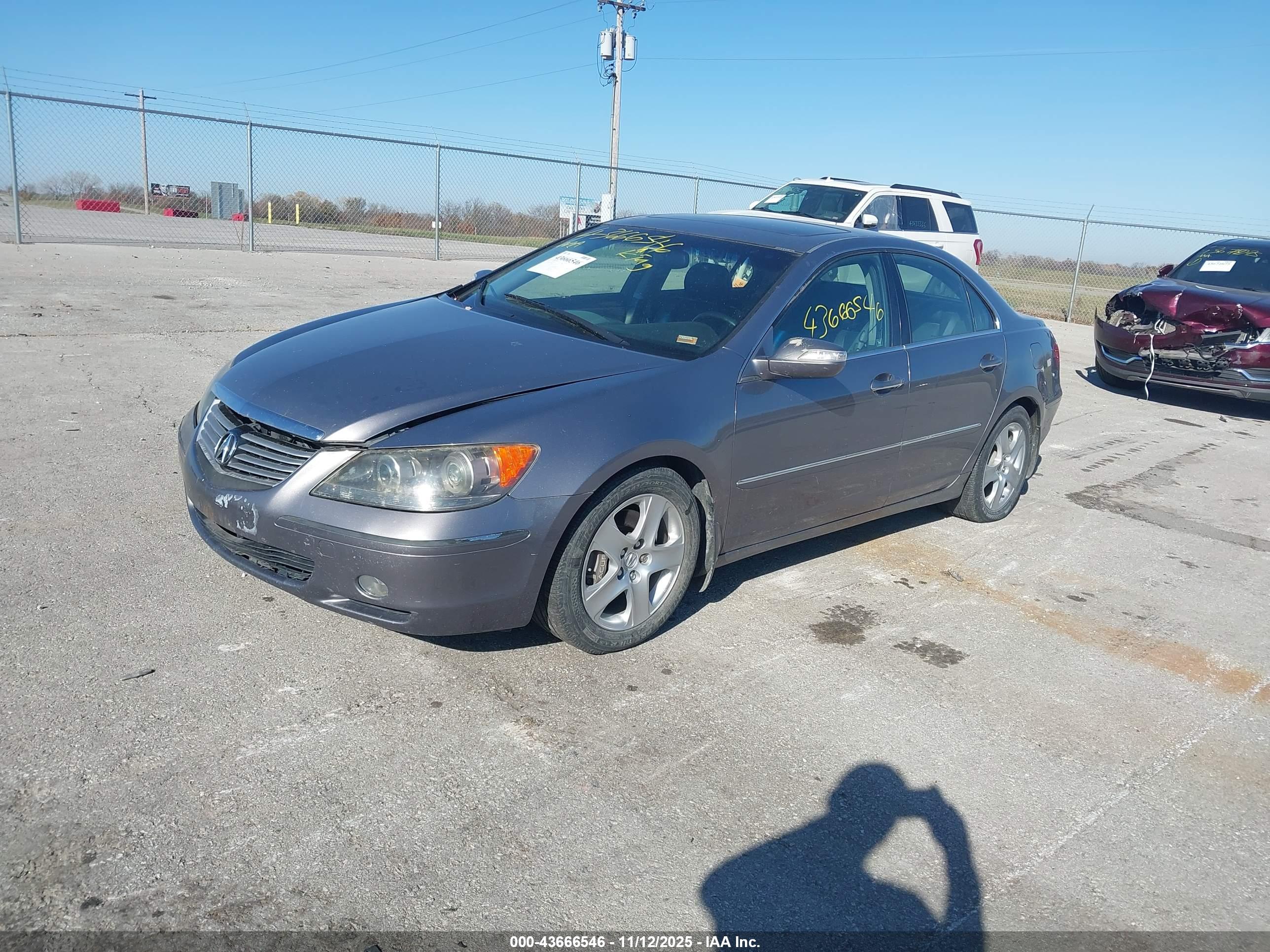 ACURA RL image 2