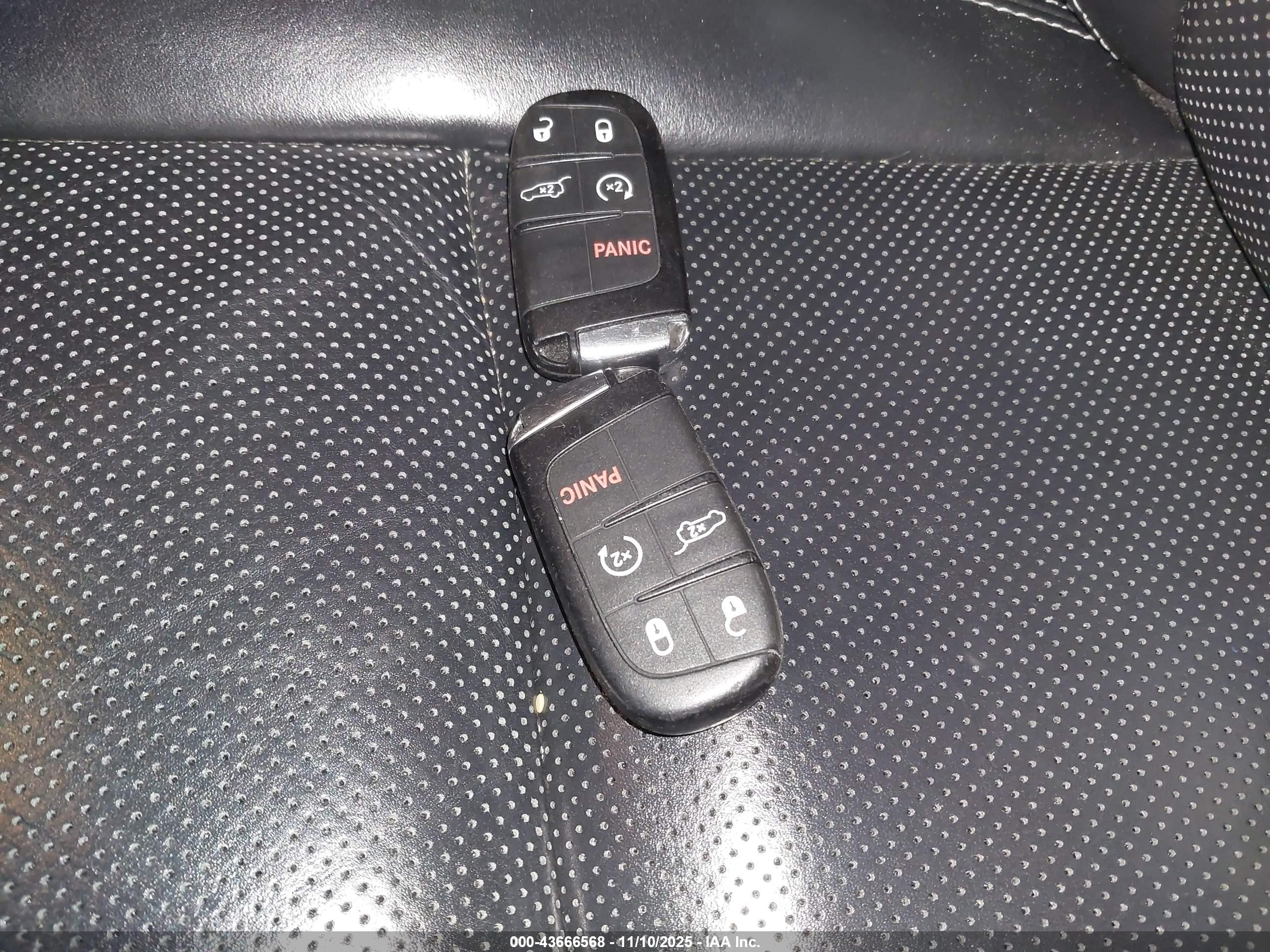 JEEP GRAND image 11
