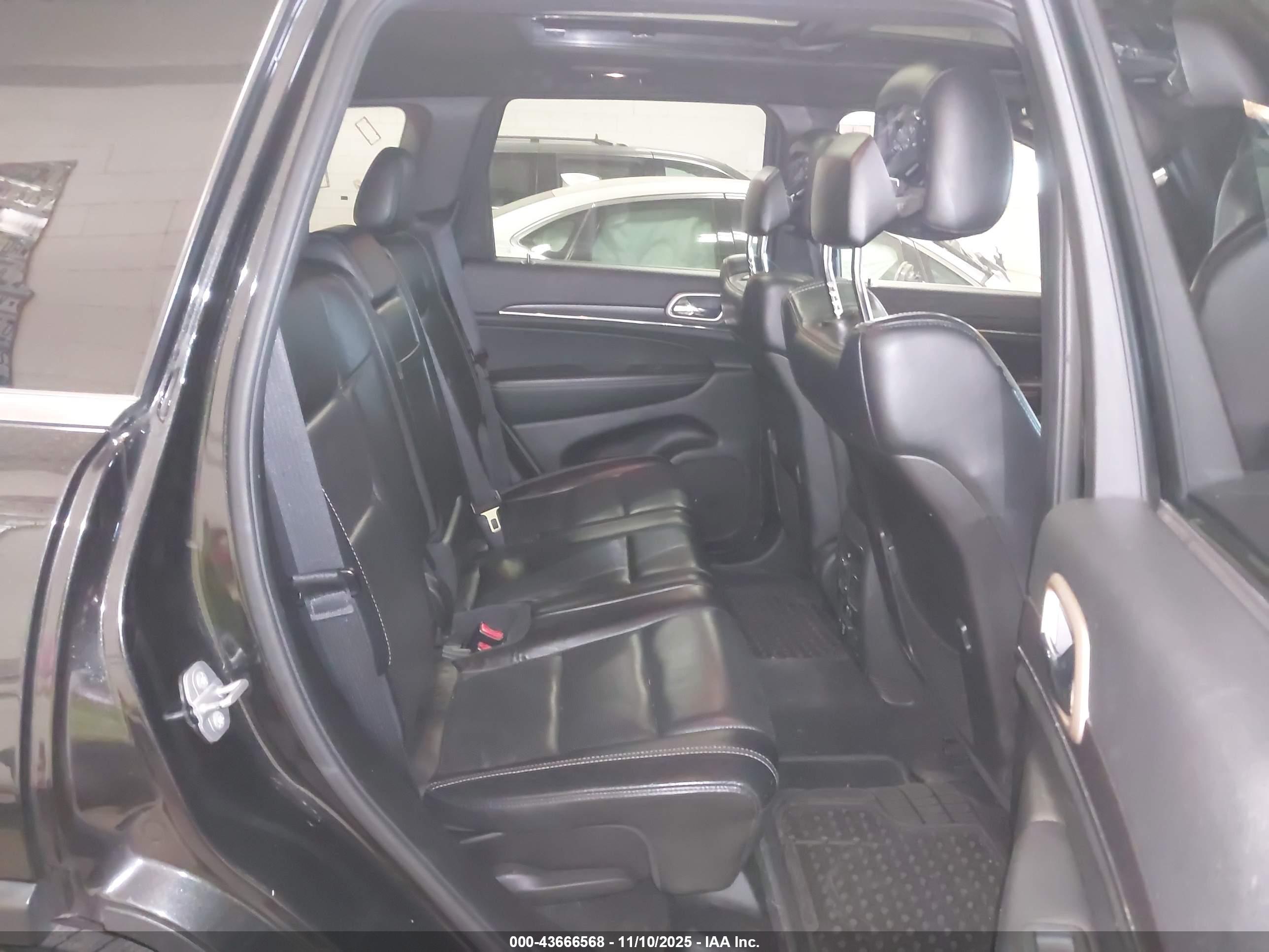 JEEP GRAND image 8