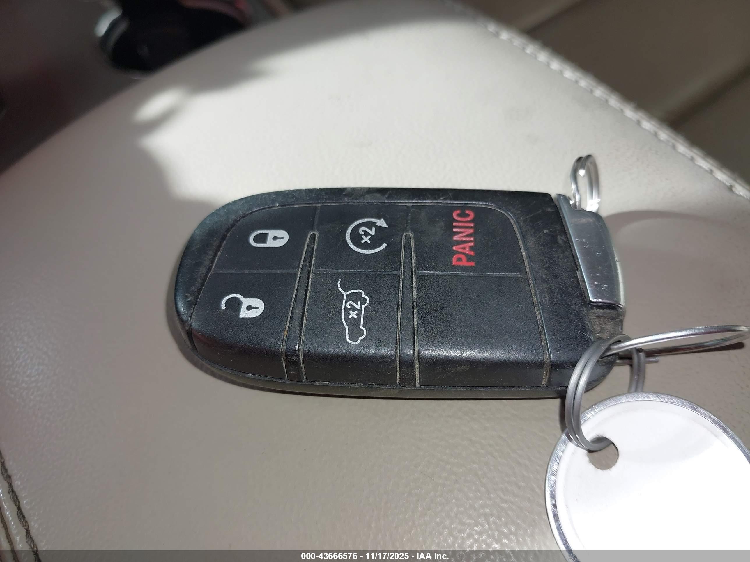 JEEP GRAND image 11