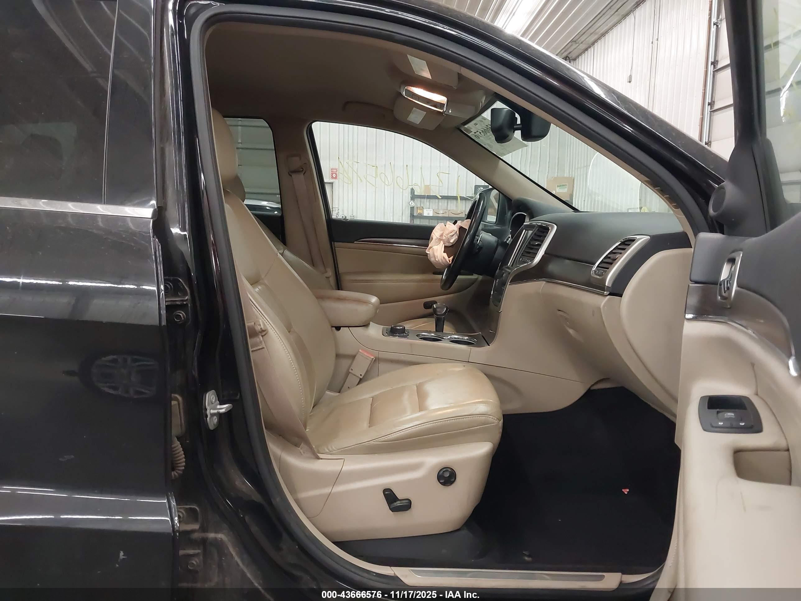 JEEP GRAND image 5