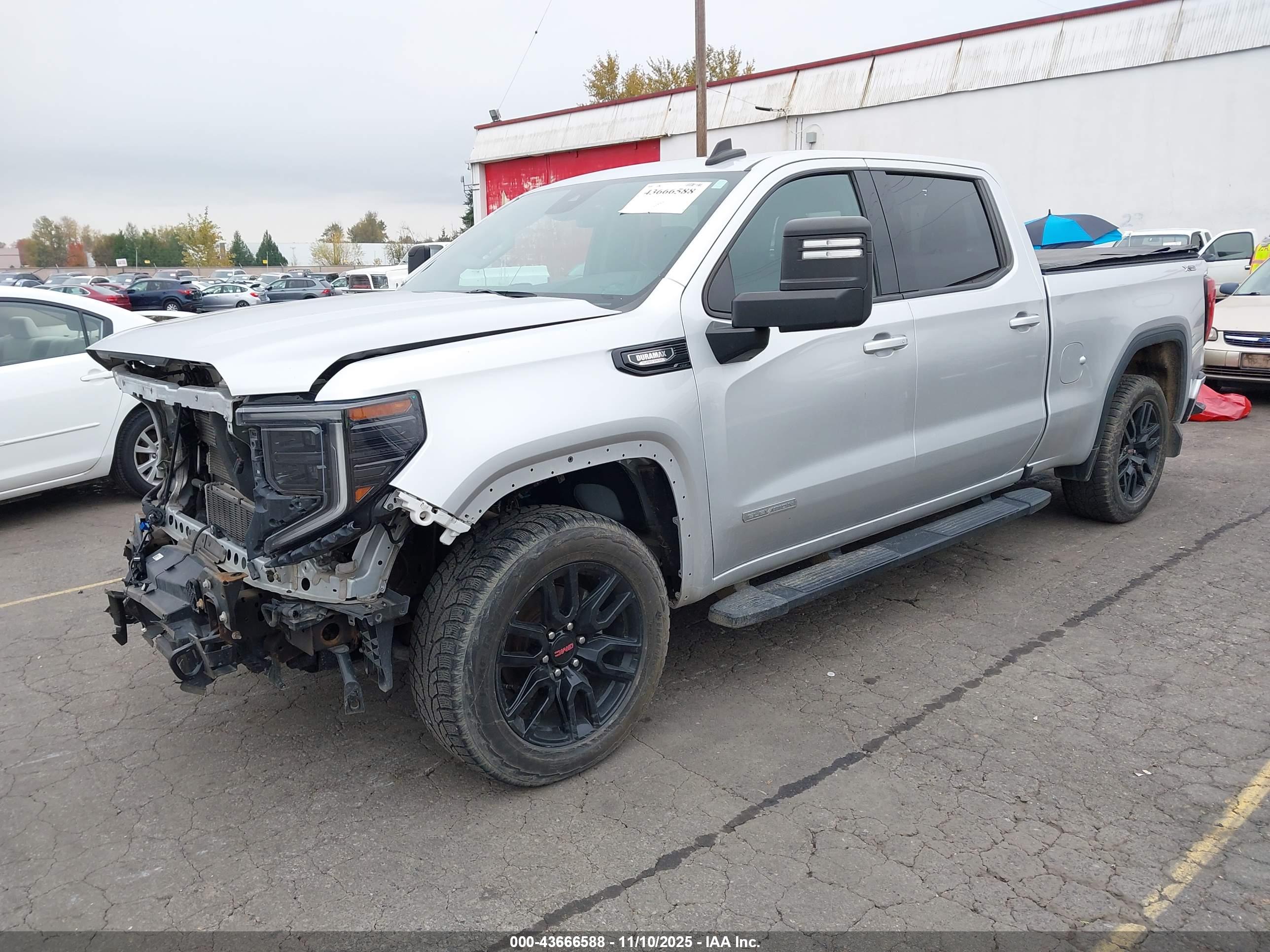GMC SIERRA image 2