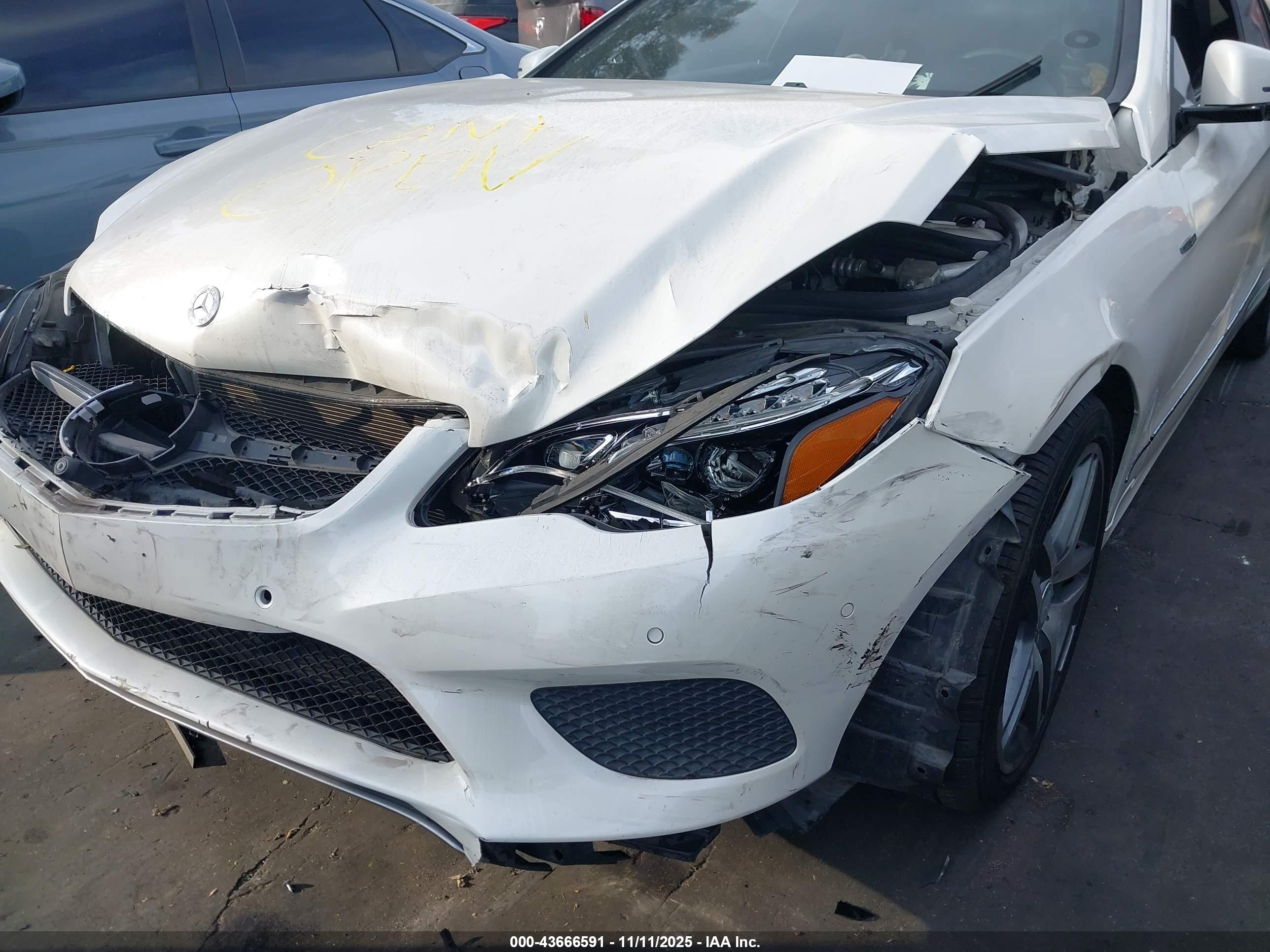 MERCEDES-BENZ E image 6