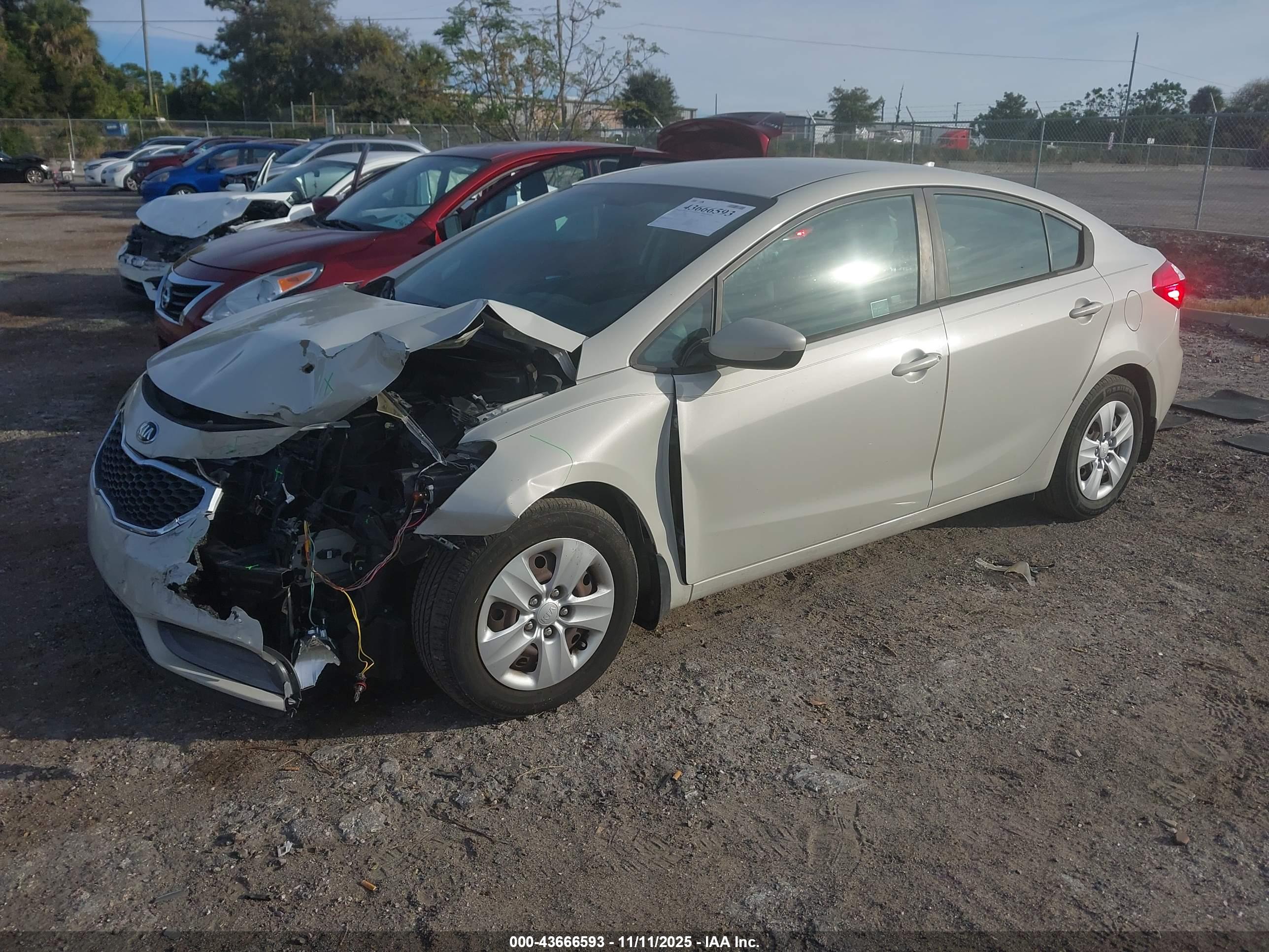 KIA FORTE image 2