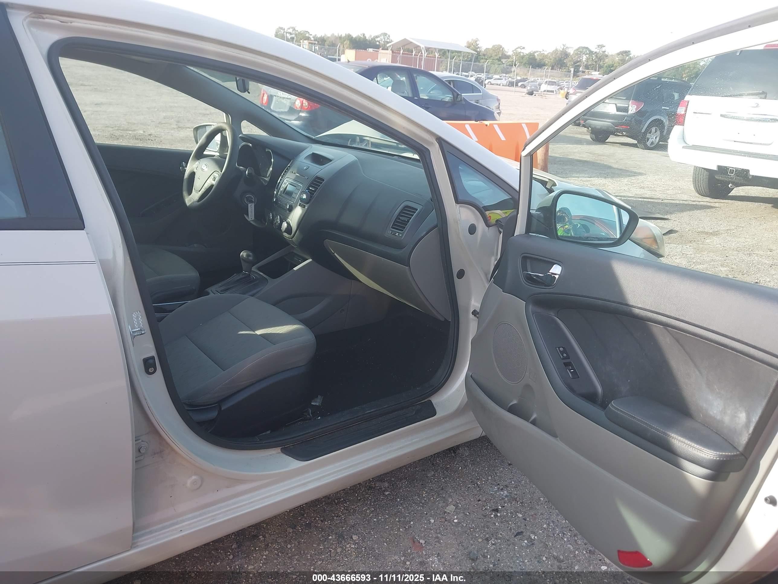 KIA FORTE image 5