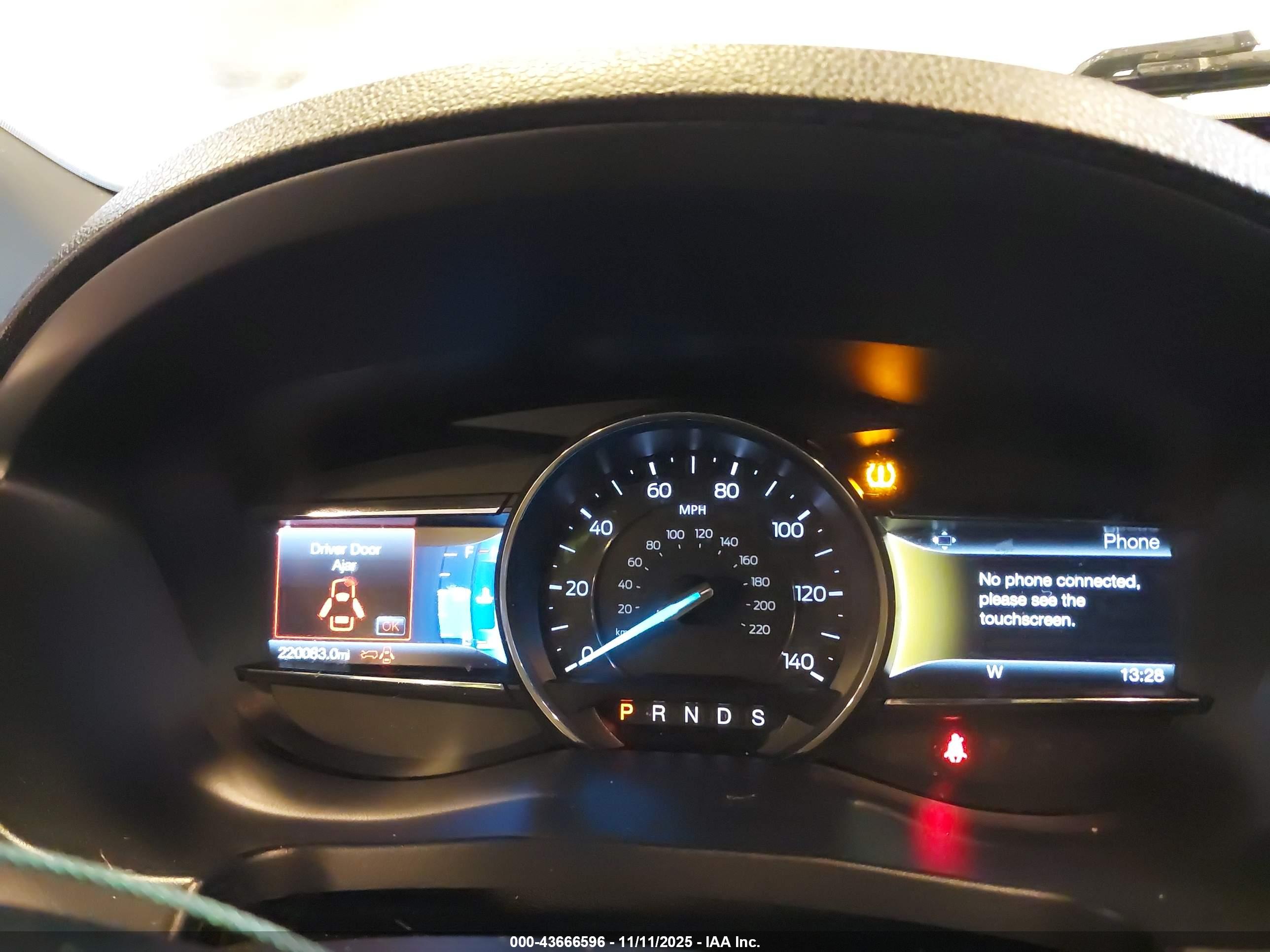 FORD EXPLORER image 7