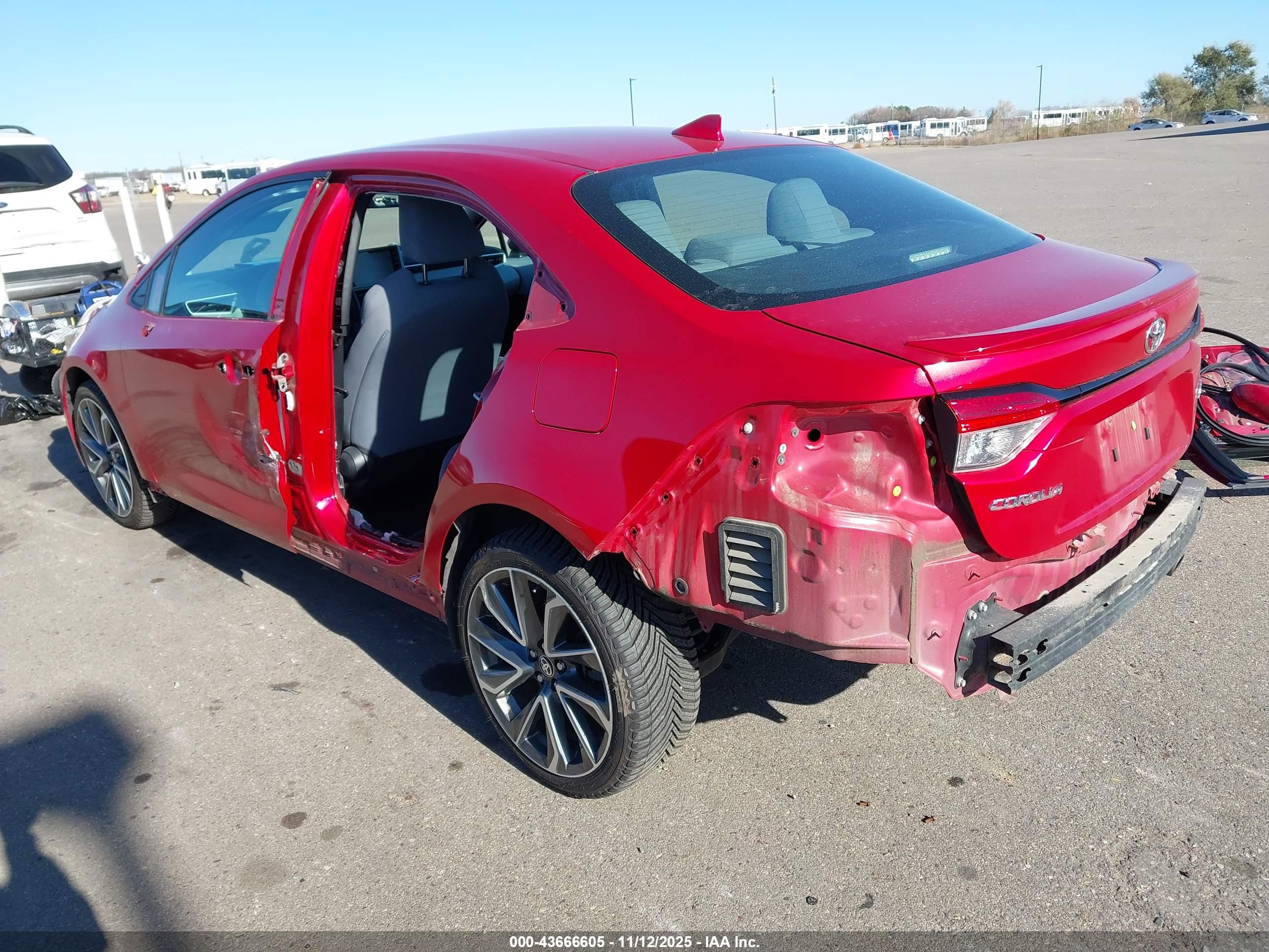 TOYOTA COROLLA image 3