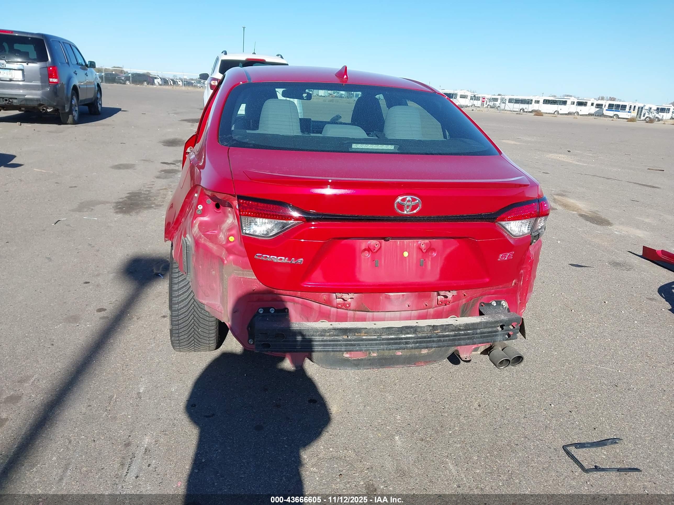 TOYOTA COROLLA image 6