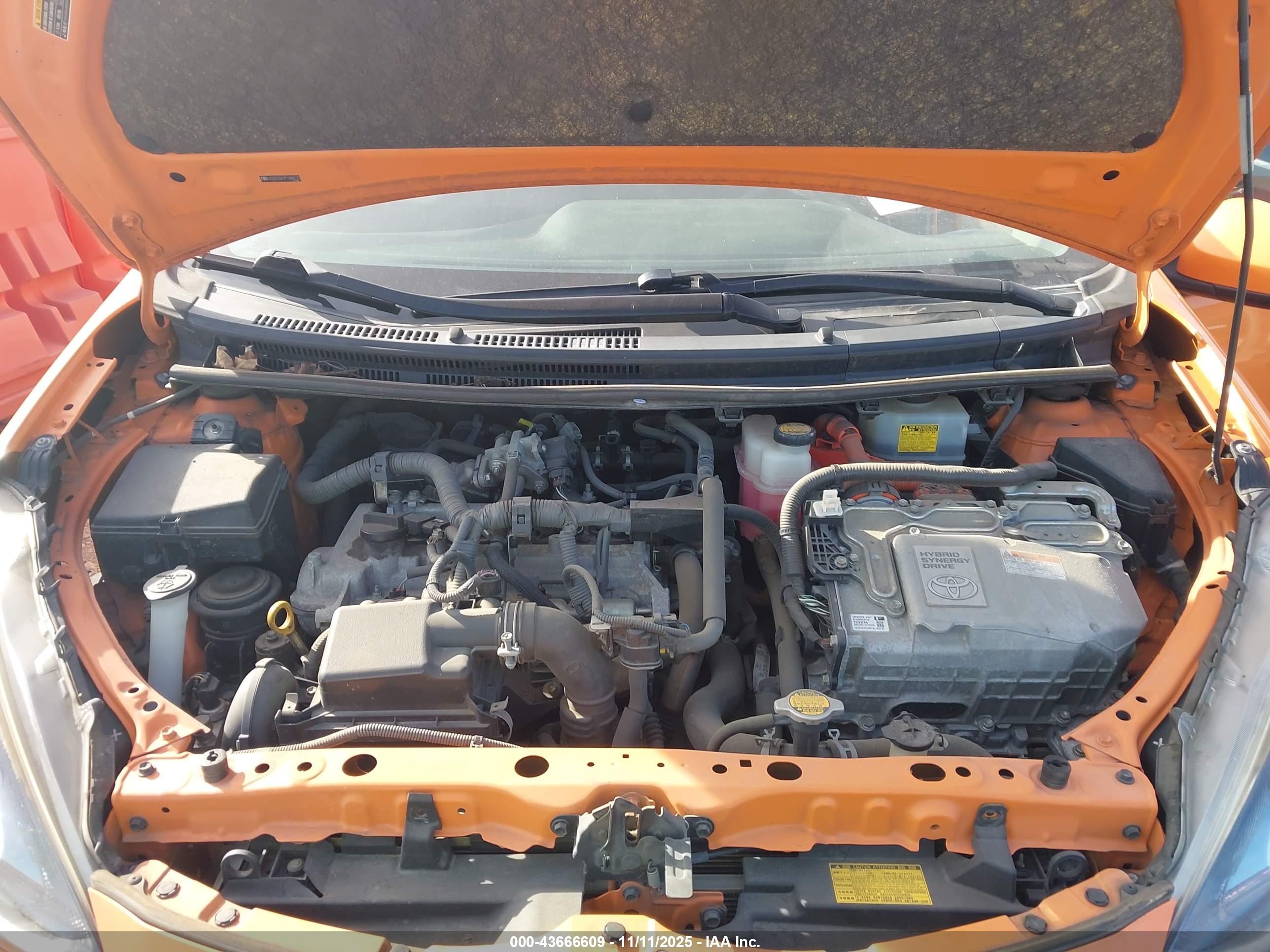 TOYOTA PRIUS image 10