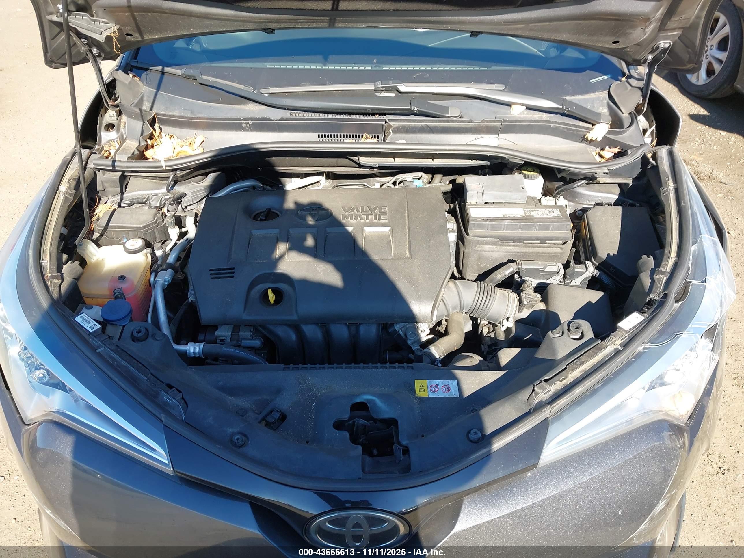 TOYOTA C-HR image 10