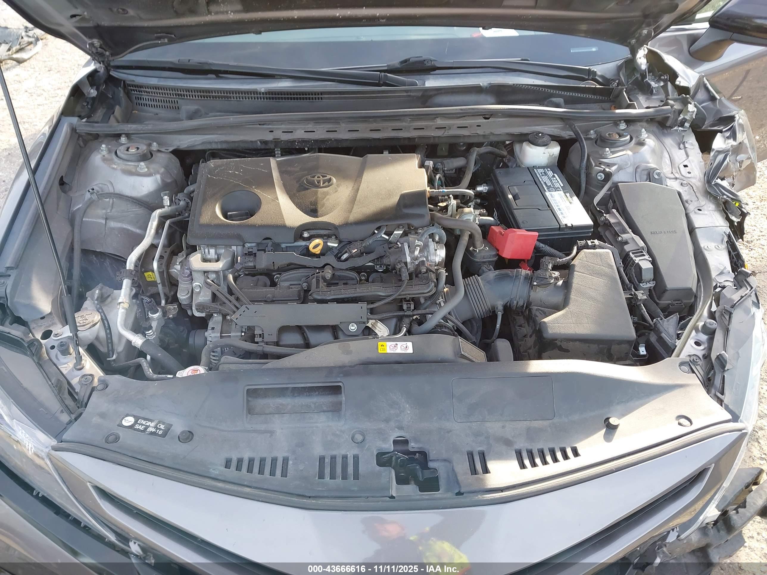 TOYOTA CAMRY image 10