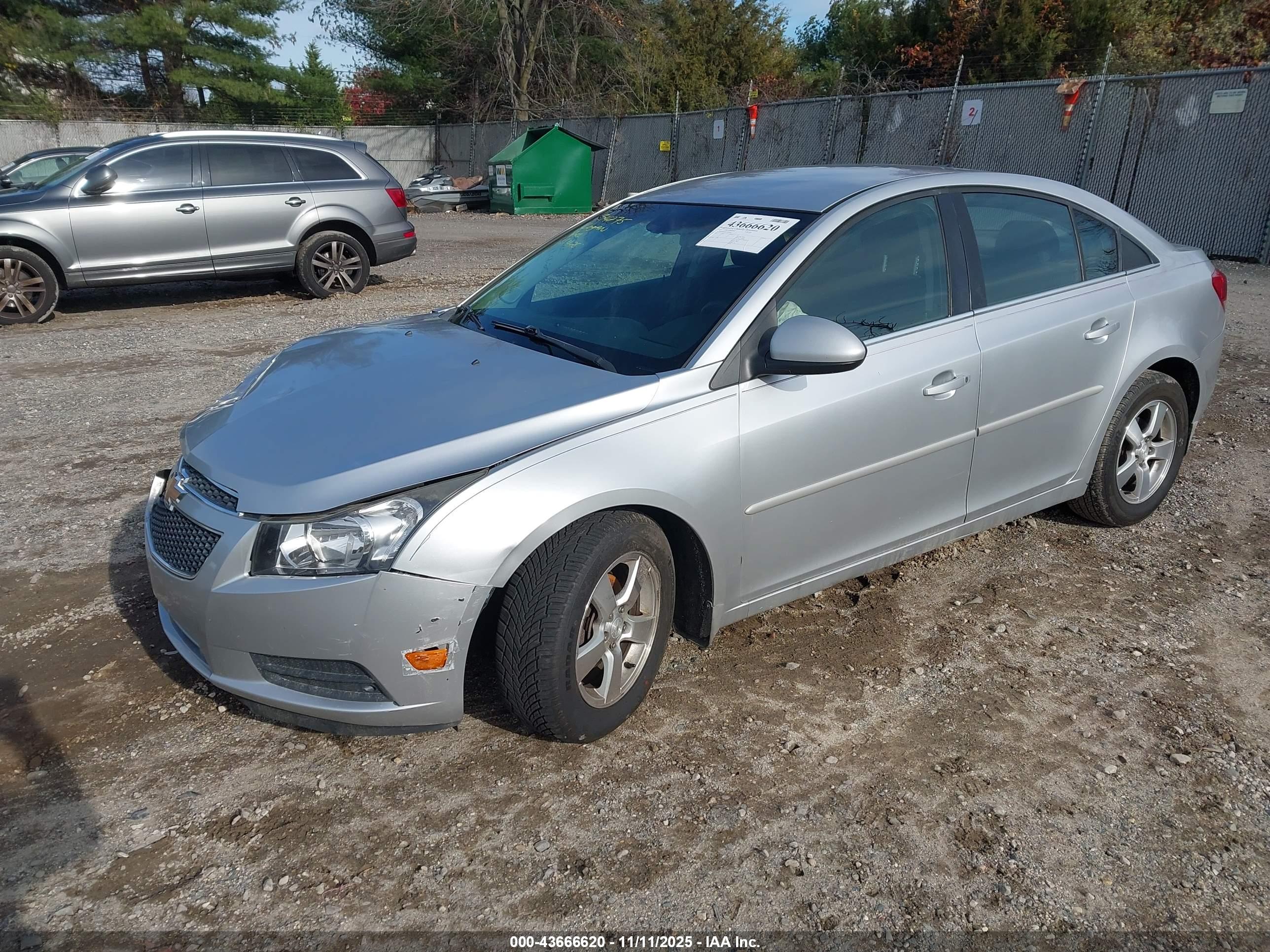 CHEVROLET CRUZE image 2