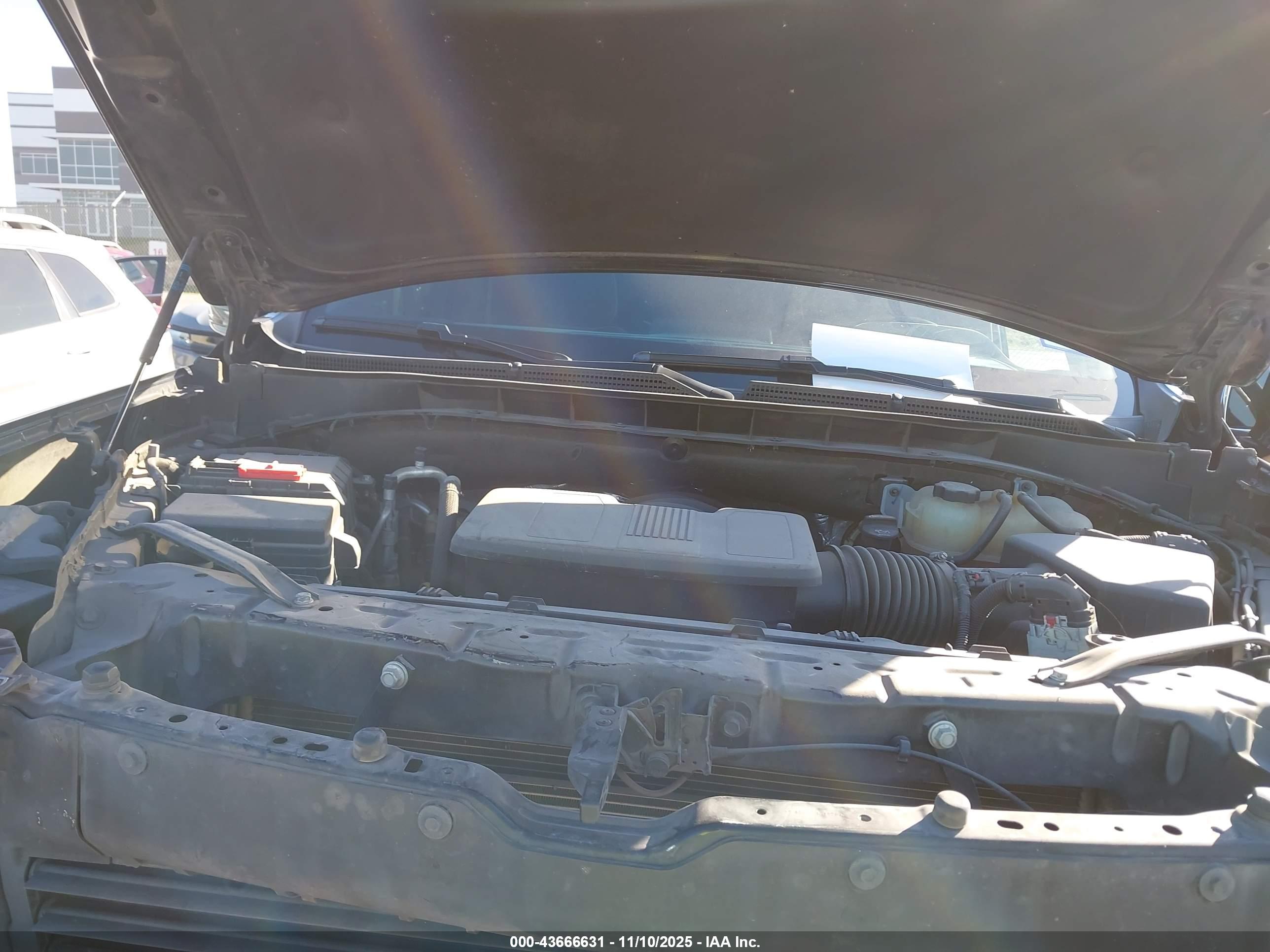GMC YUKON image 10