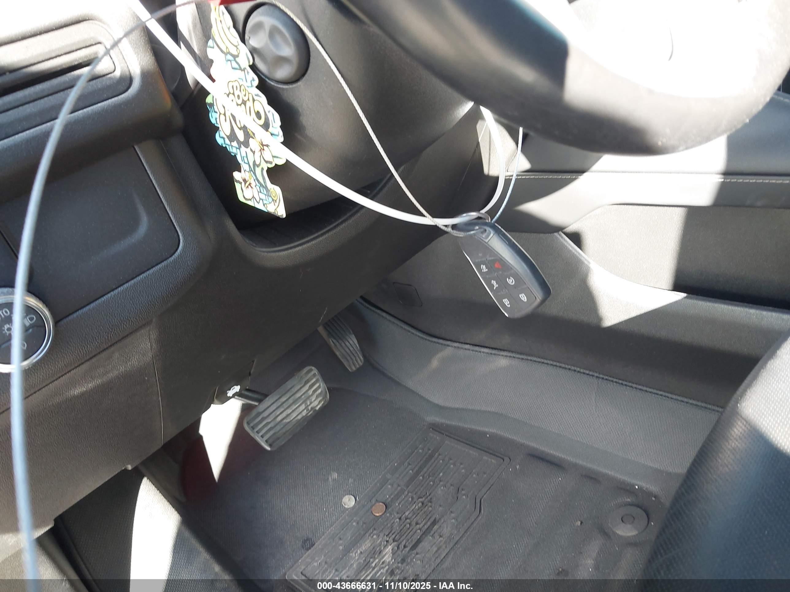 GMC YUKON image 11