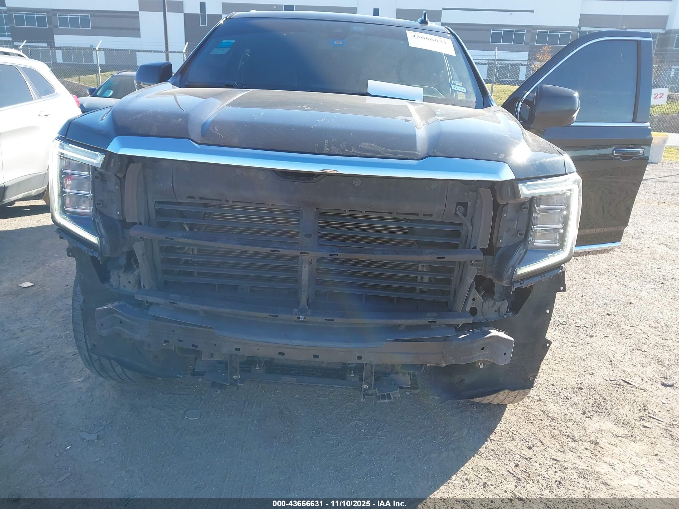 GMC YUKON image 6