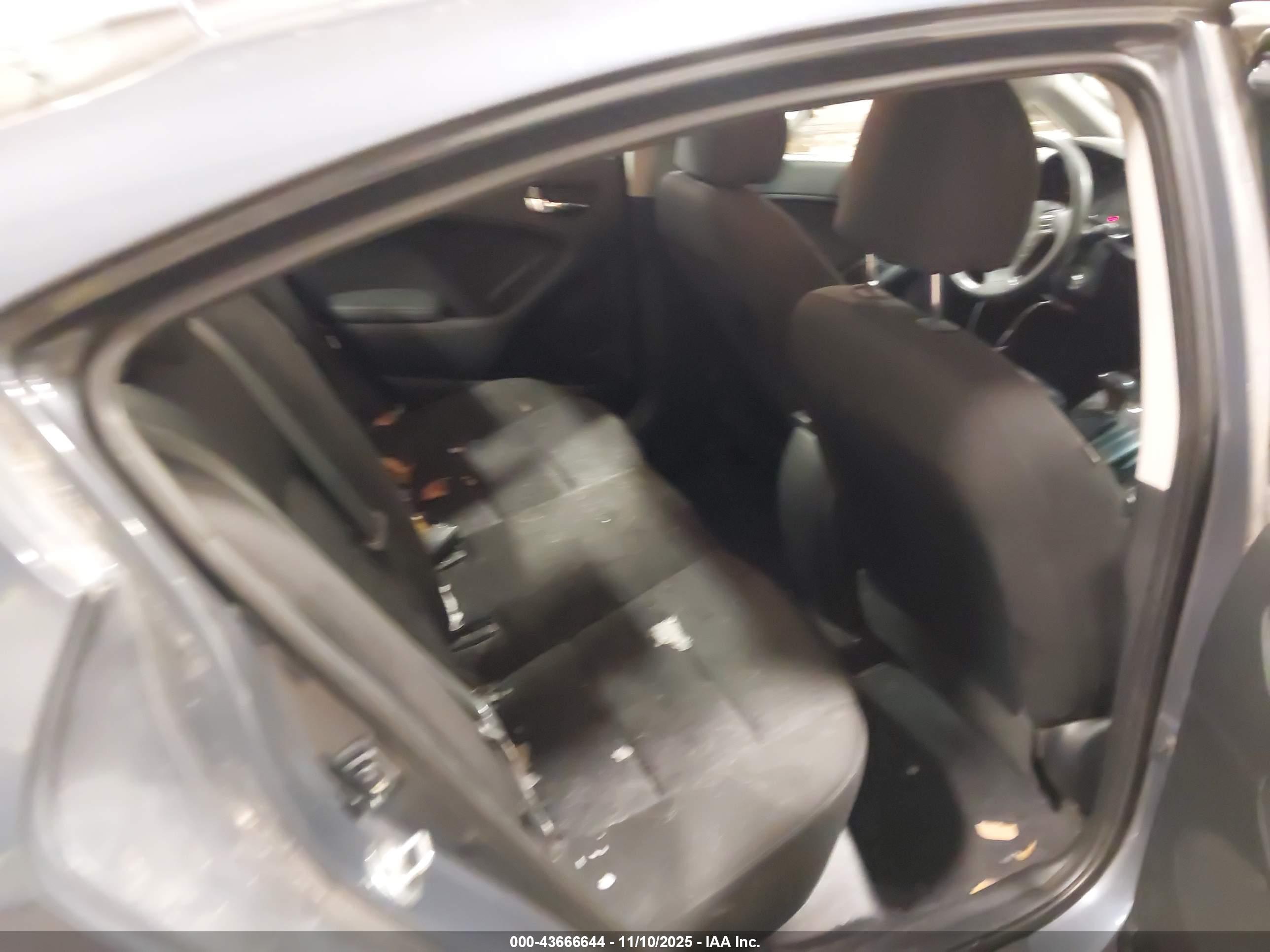 KIA FORTE image 8