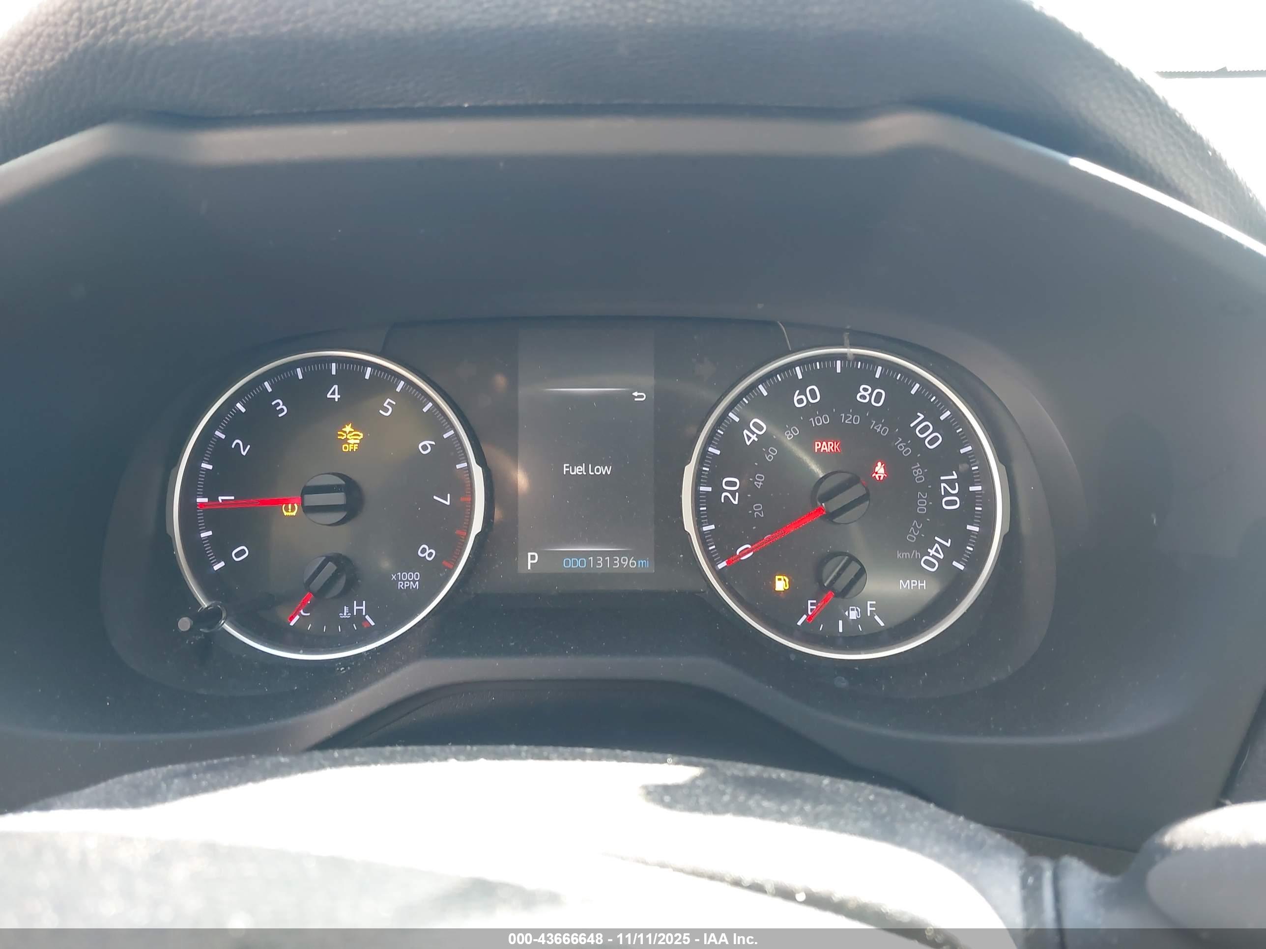 TOYOTA RAV4 image 7