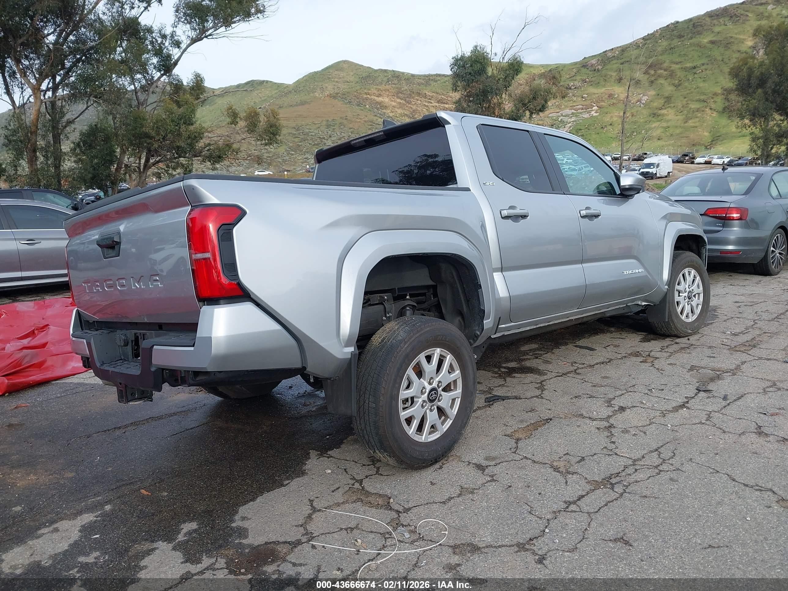 TOYOTA TACOMA image 4